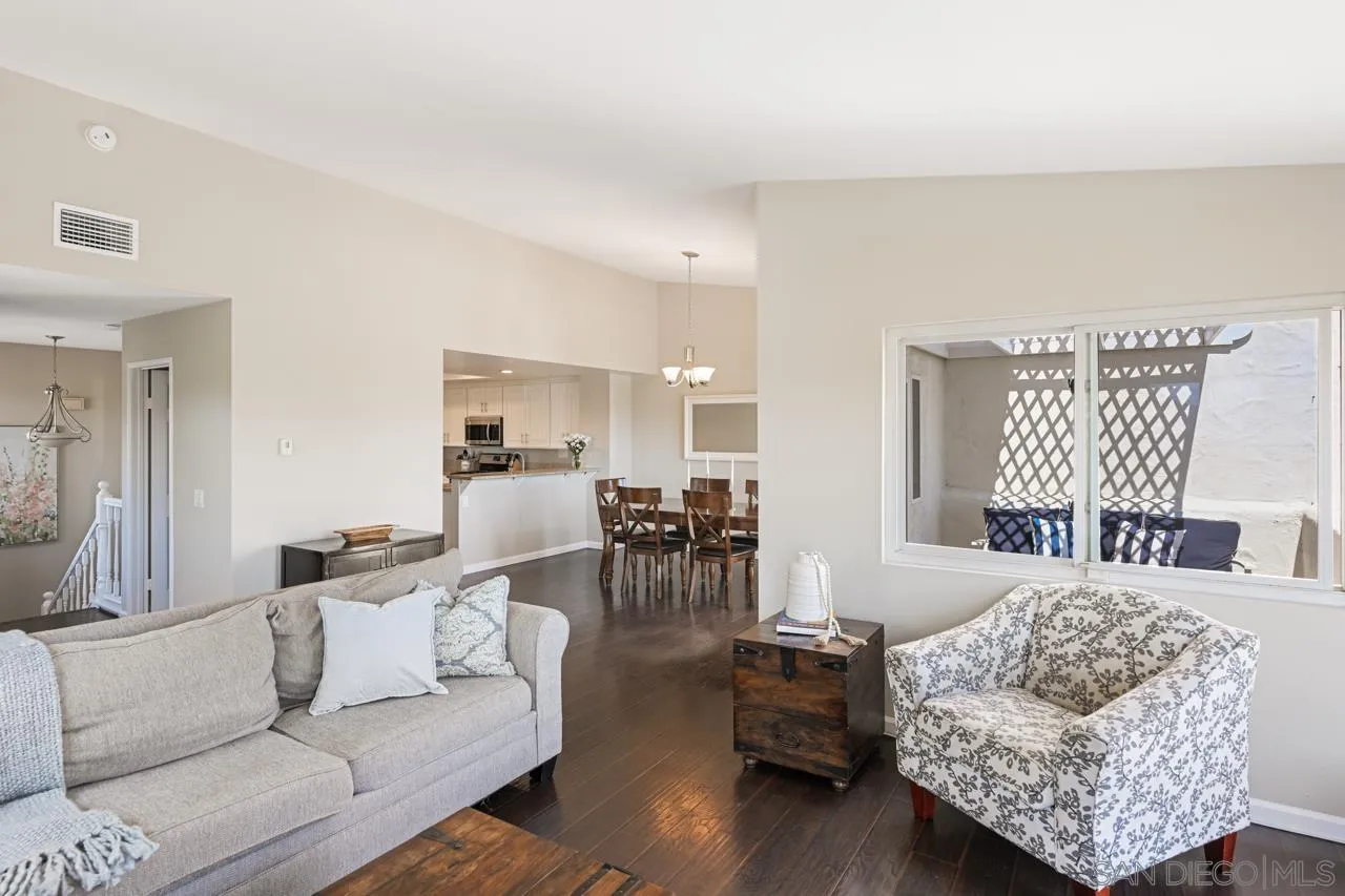 https://cdn.realtyfeed.com/cdn/127/250030077/7f3e4ddc990386f623be741d83a078be.webp