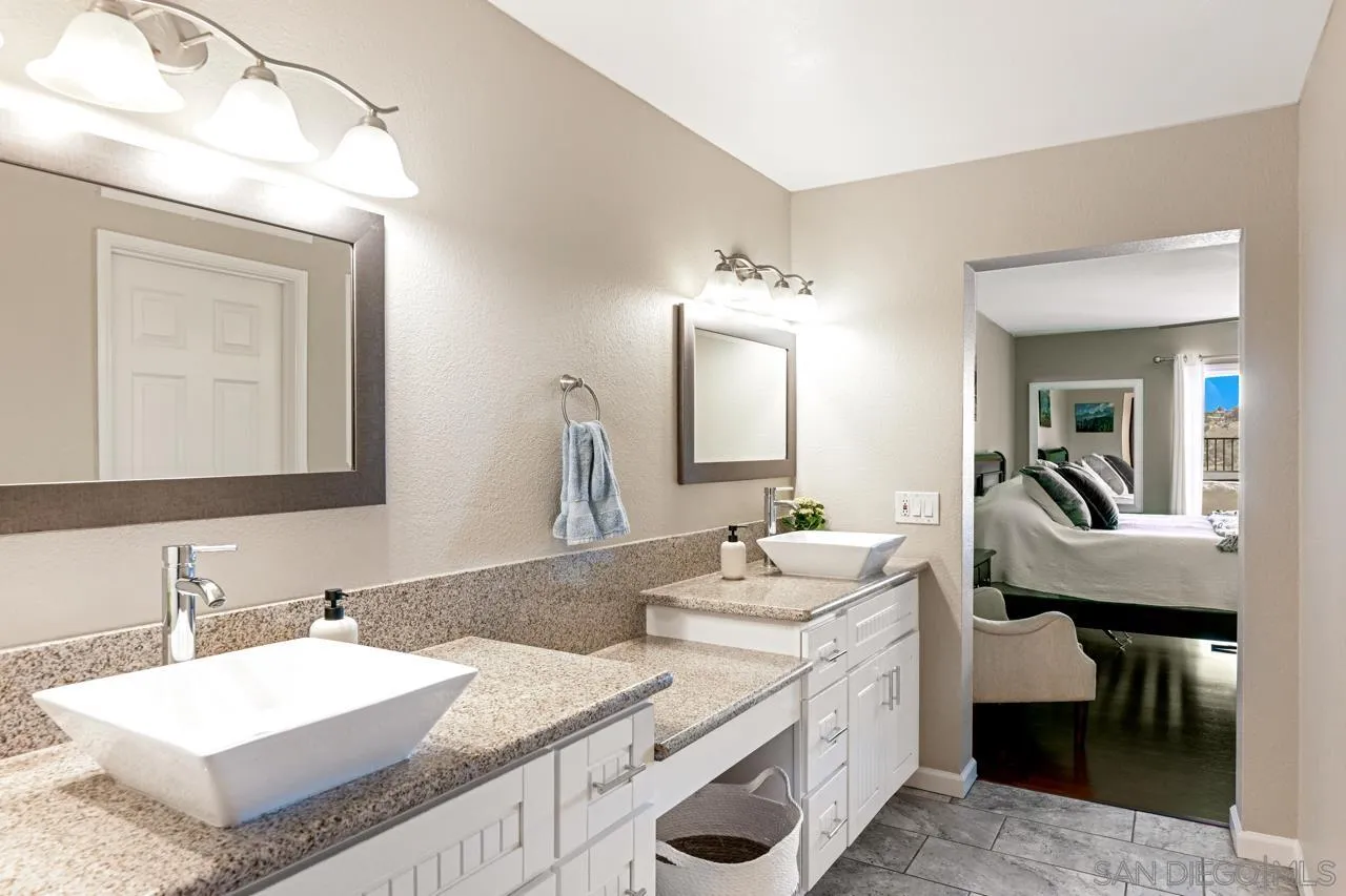https://cdn.realtyfeed.com/cdn/127/250030077/9f70737efada15a06692973b73a9d5bd.webp