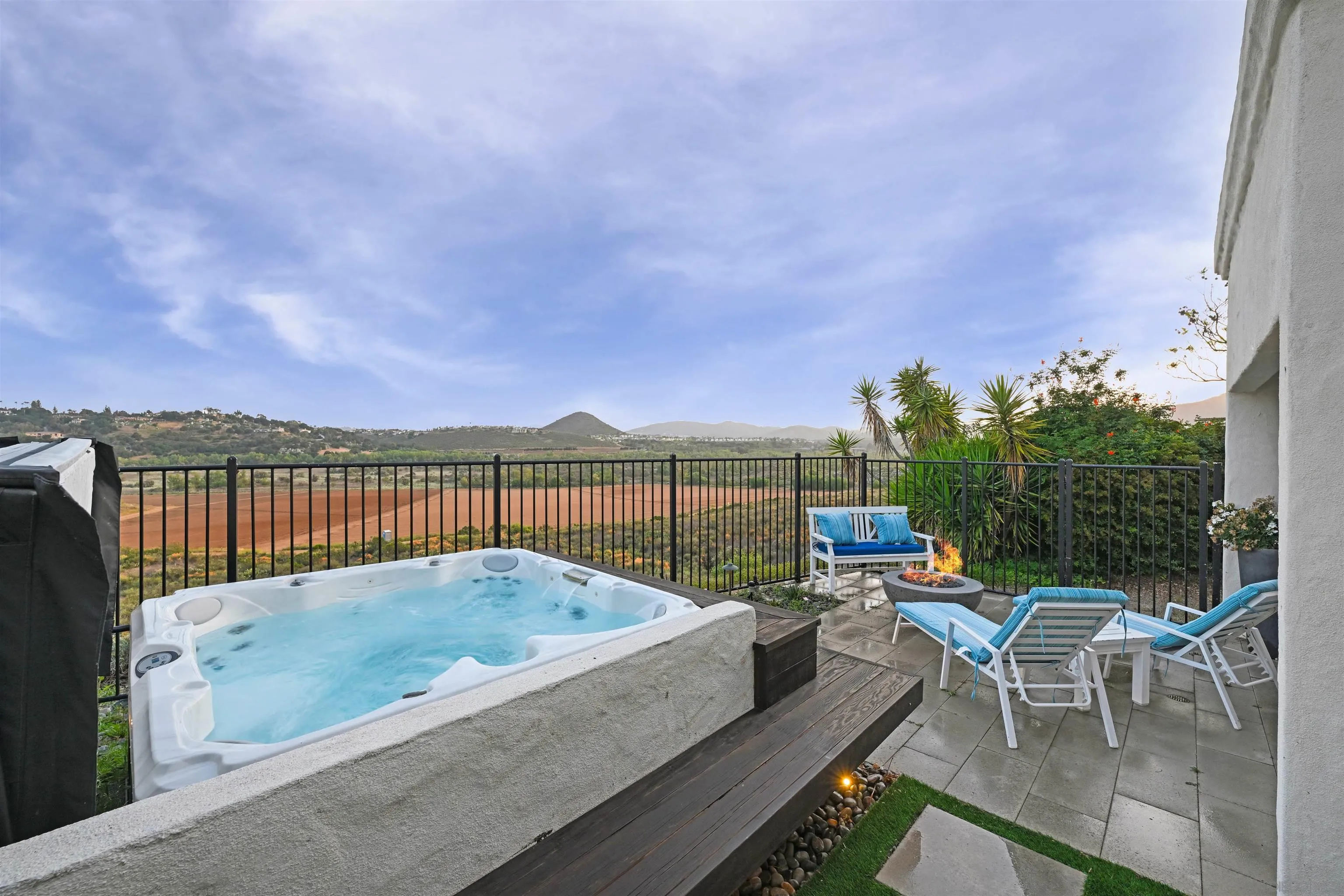 Photo #5: 250030077 Listing 