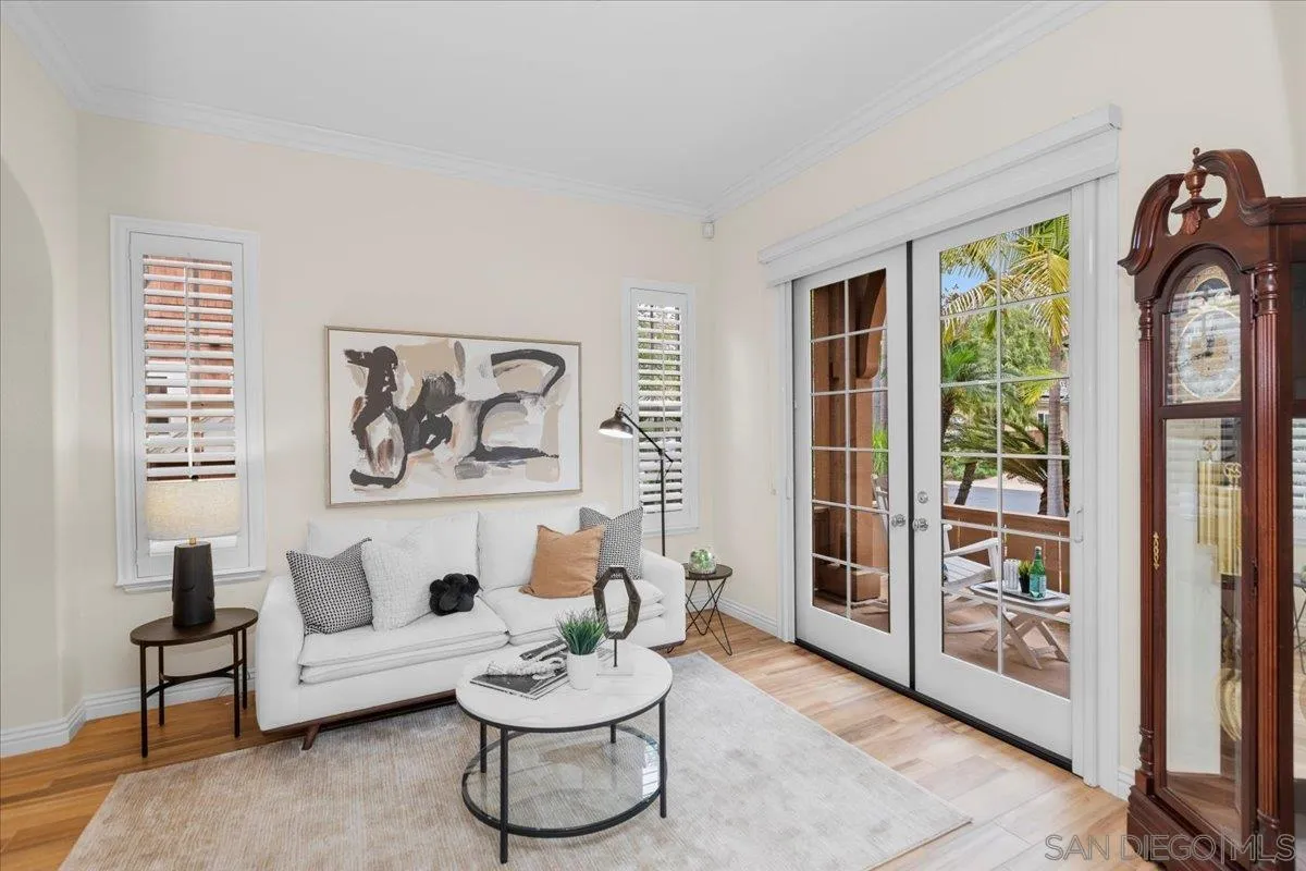 https://cdn.realtyfeed.com/cdn/127/250030093/8536eba50b8b45e3e8818ca61d855dee.webp