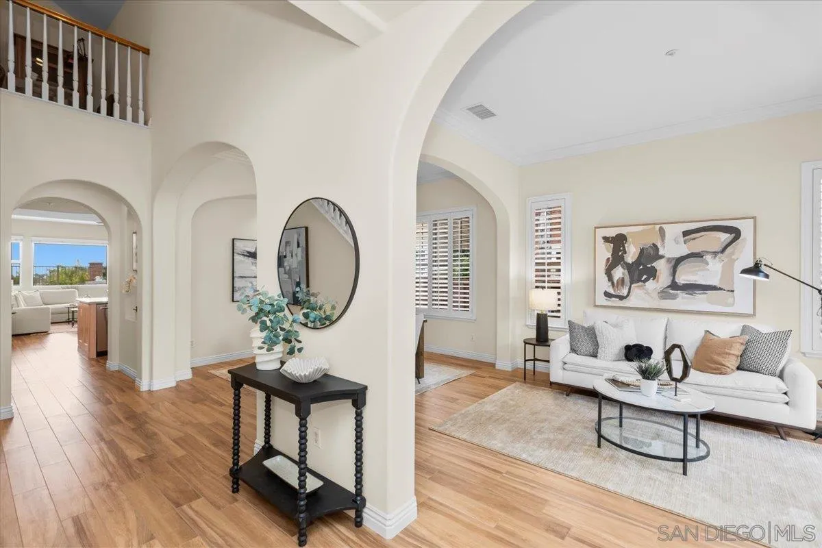 https://cdn.realtyfeed.com/cdn/127/250030093/9fb373f2573abb3f8e151492df229b7d.webp