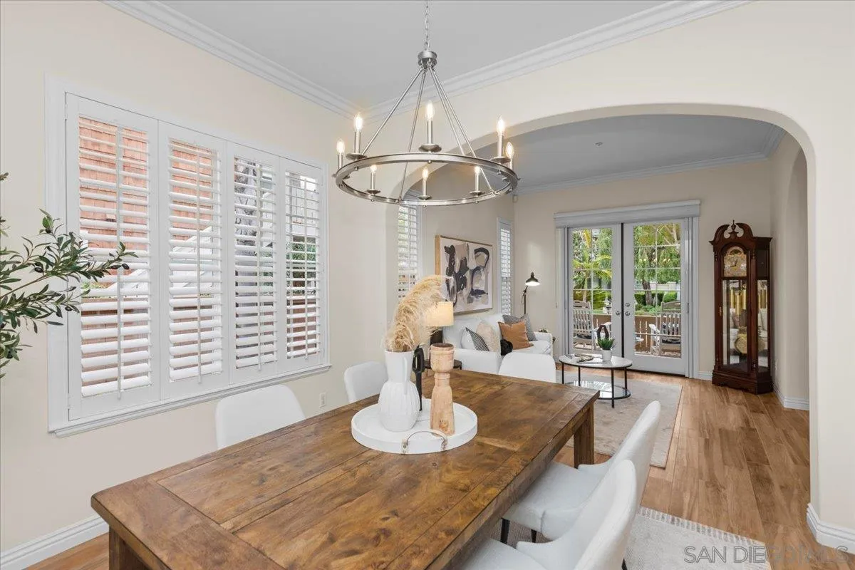 https://cdn.realtyfeed.com/cdn/127/250030093/b6cf4e3ac7fad11dbf1f13afb31f4cbd.webp