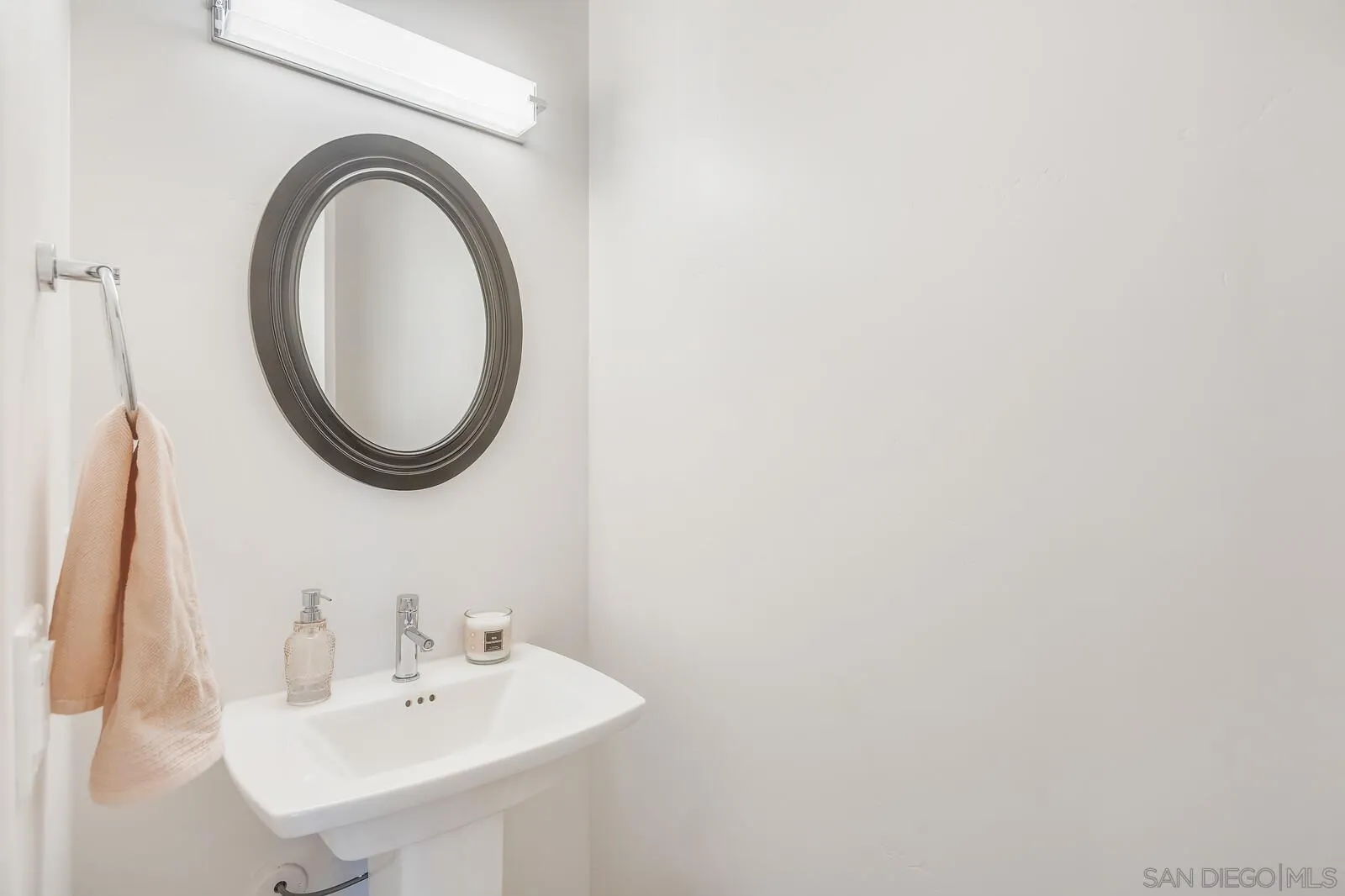 Photo #16: 250030138 Listing: Photo #16