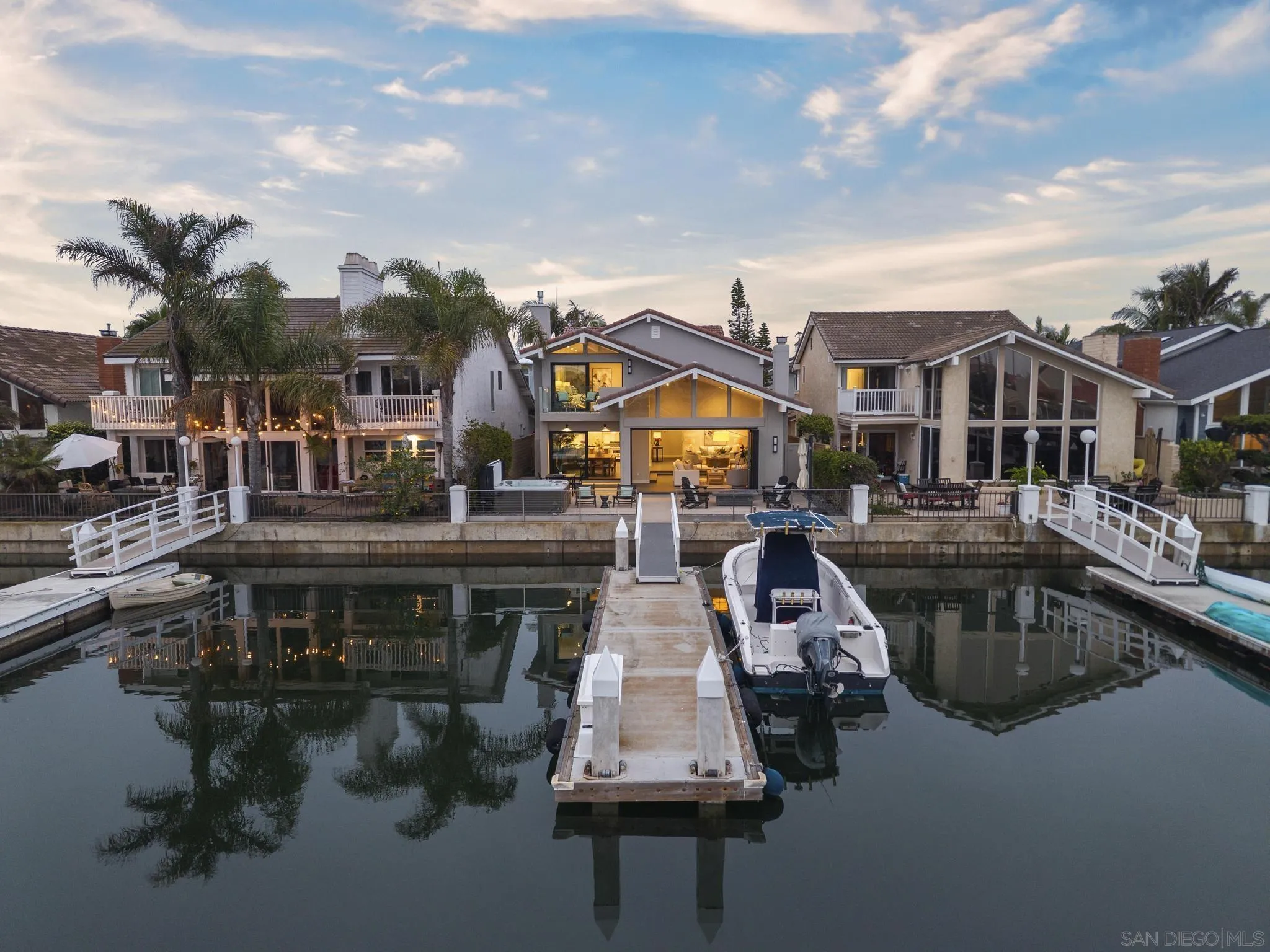 https://cdn.realtyfeed.com/cdn/127/250030147/35a4e2926c54430f65b7ad9ad4e33f77.webp