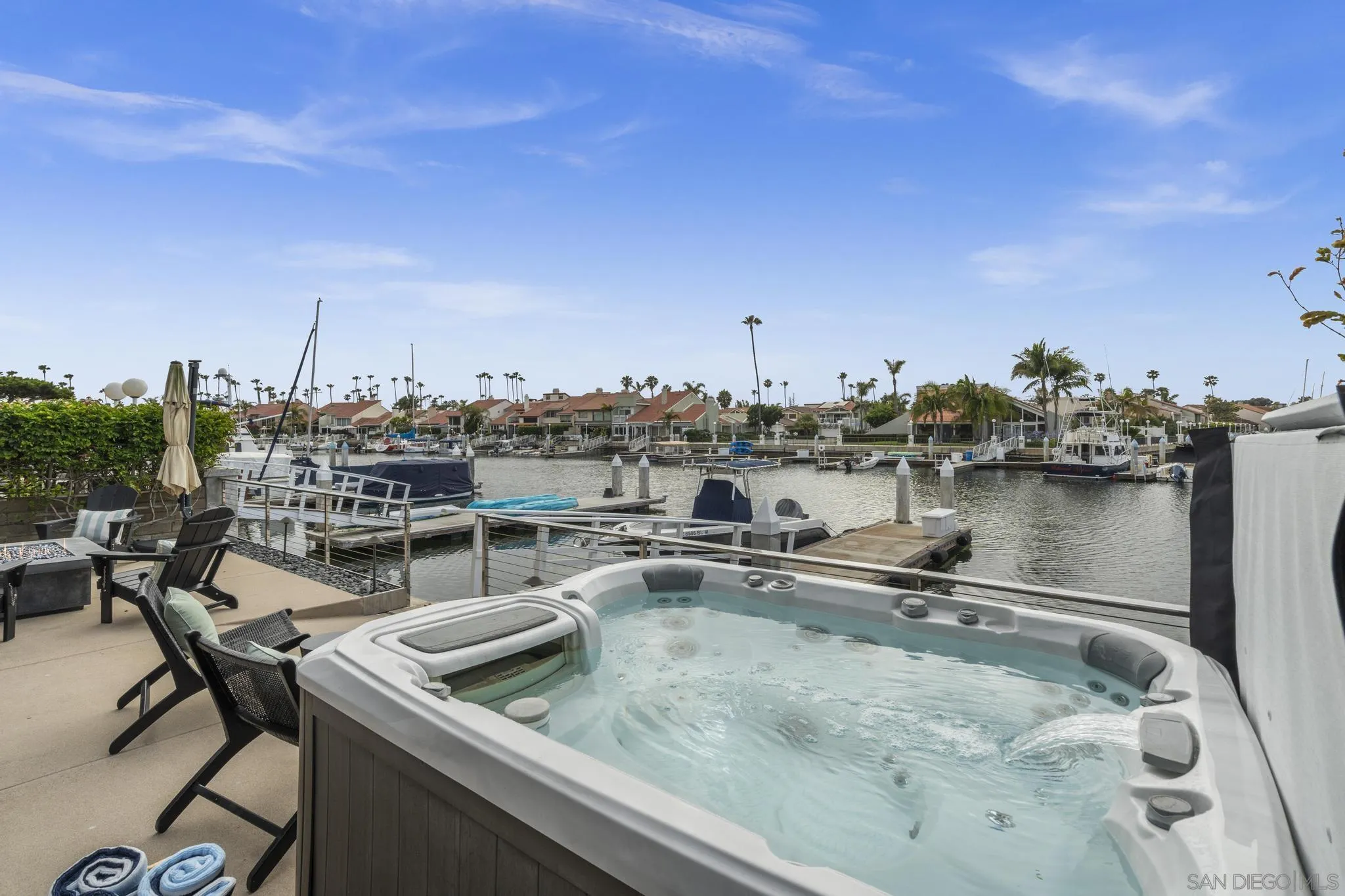 https://cdn.realtyfeed.com/cdn/127/250030147/b227e073eb395cdabaa991d08e44ca1c.webp