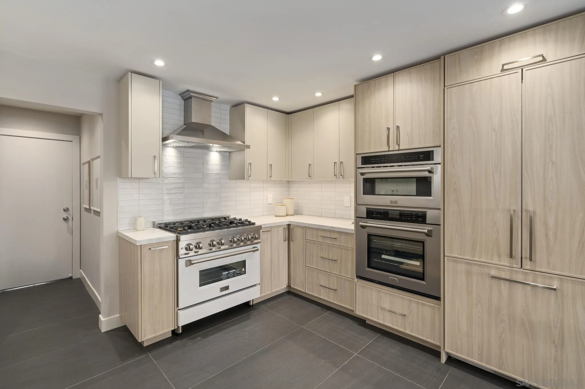 https://cdn.realtyfeed.com/cdn/127/250030147/b67a777ea62c0152b843b23594e851e1.webp