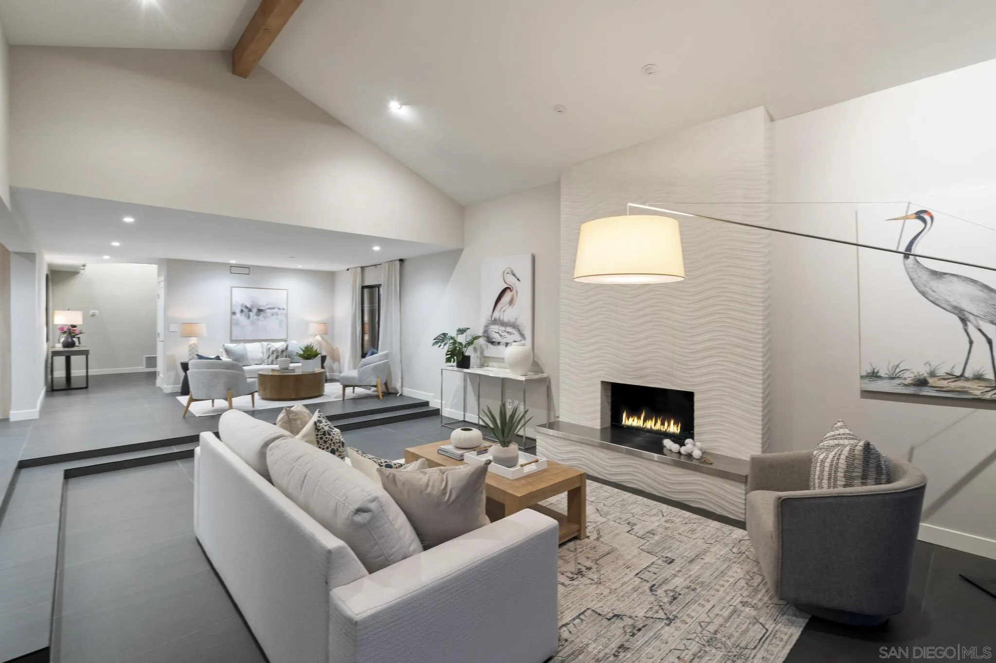 https://cdn.realtyfeed.com/cdn/127/250030147/ce804384af41eea2f0dbae3f583fc51f.webp