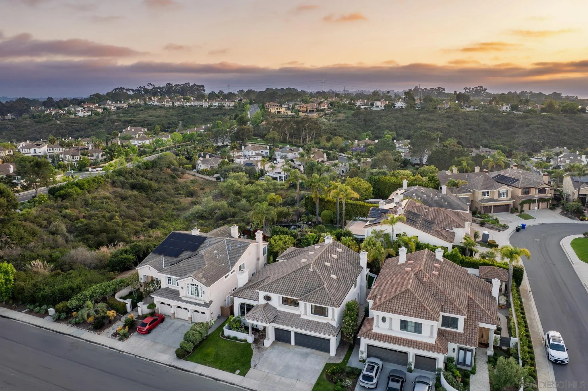 https://cdn.realtyfeed.com/cdn/127/250030165/4fa215842dfa7324995f6b05a810f8e8.webp