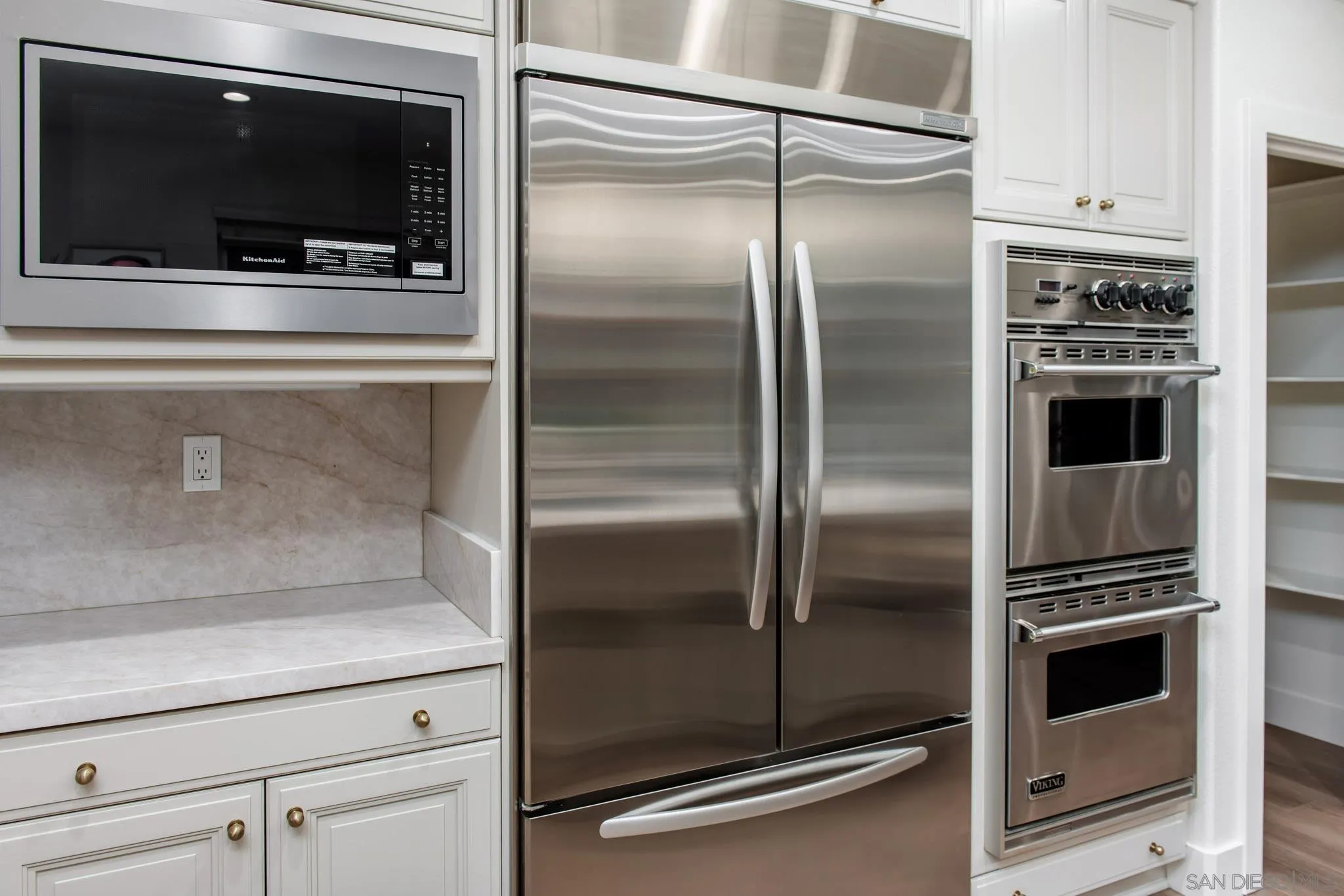 https://cdn.realtyfeed.com/cdn/127/250030165/6c517d0fb11df3ac08253c6680cdc6d0.webp