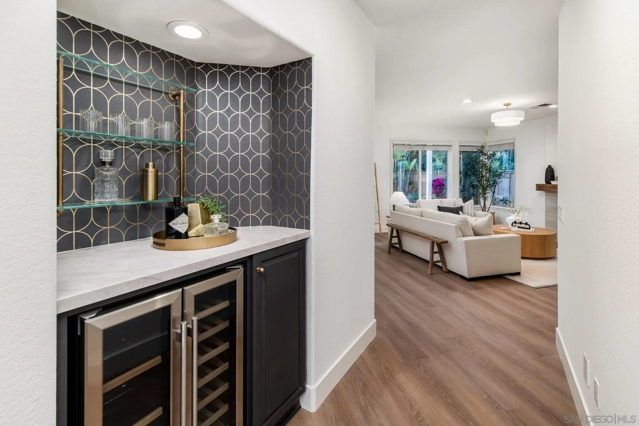 https://cdn.realtyfeed.com/cdn/127/250030165/7a6287acce7b87027485a451c75f7557.webp
