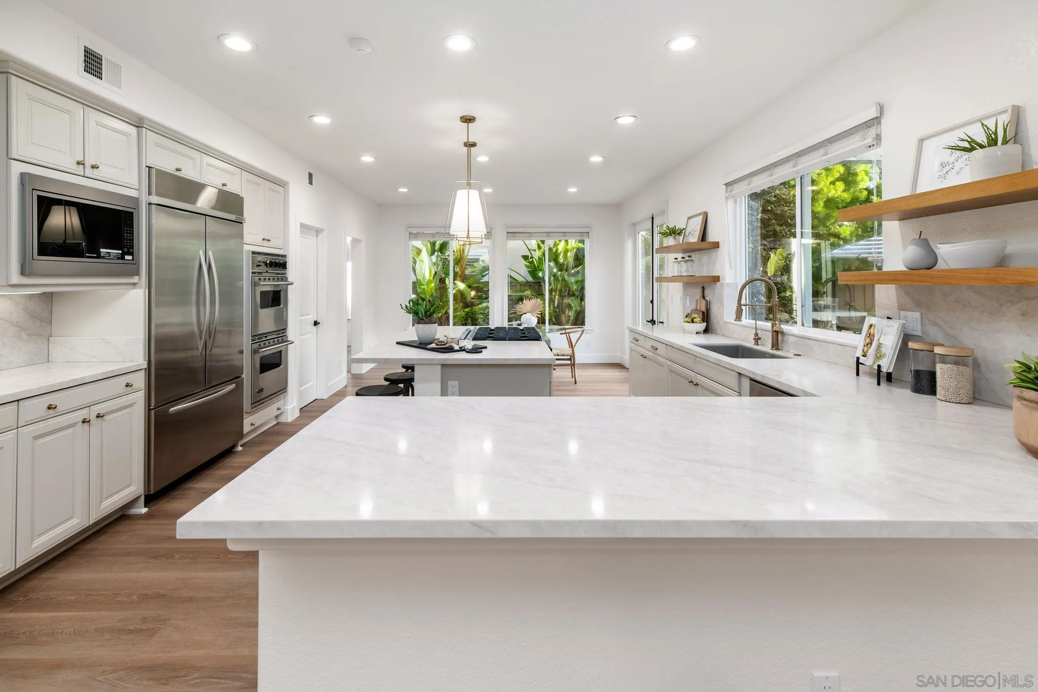 https://cdn.realtyfeed.com/cdn/127/250030165/96bbcb64d73751b763ae9ee74c4da603.webp
