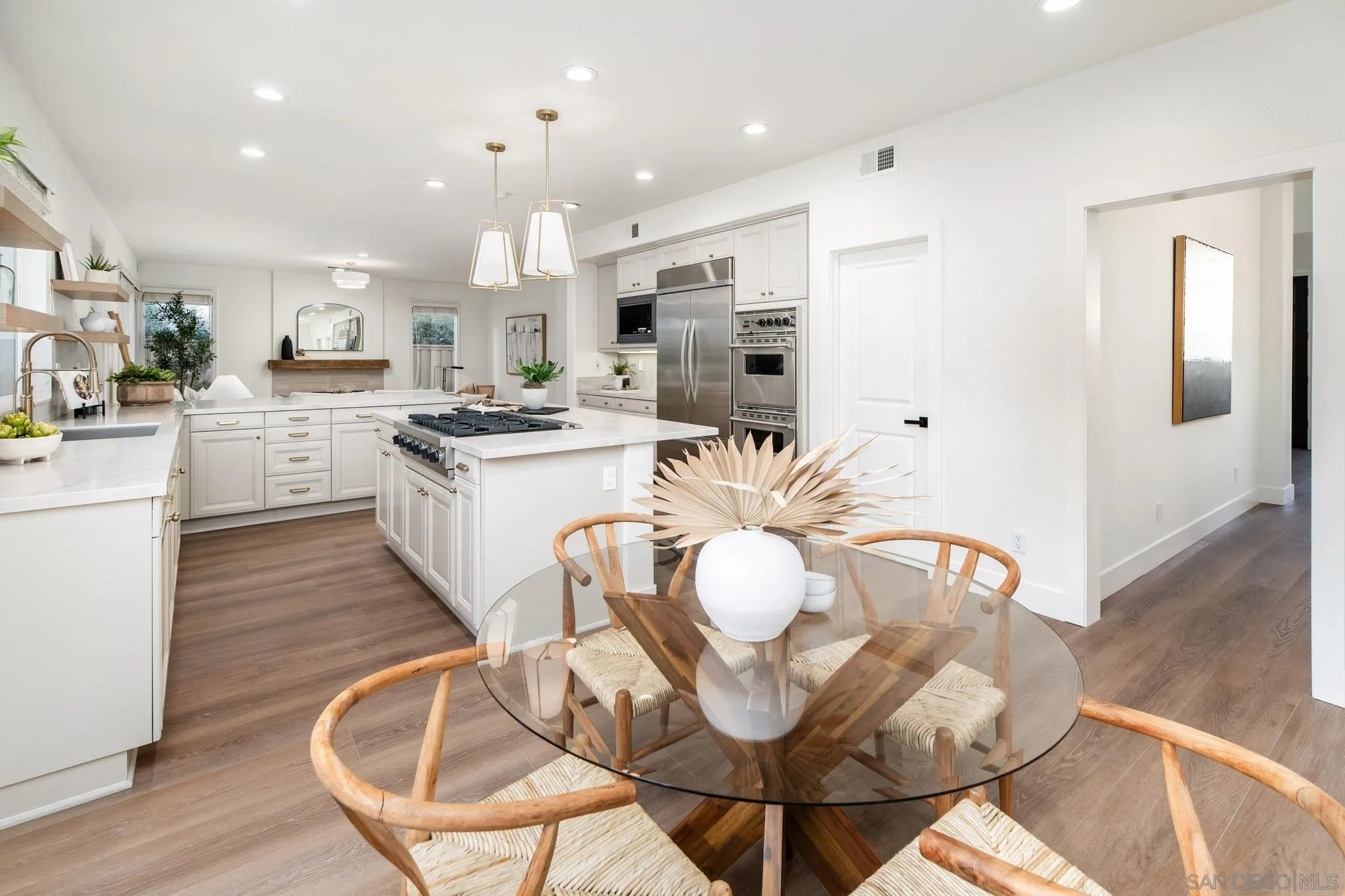 https://cdn.realtyfeed.com/cdn/127/250030165/c9fbf5c955073677b99271c5e362b0e4.webp