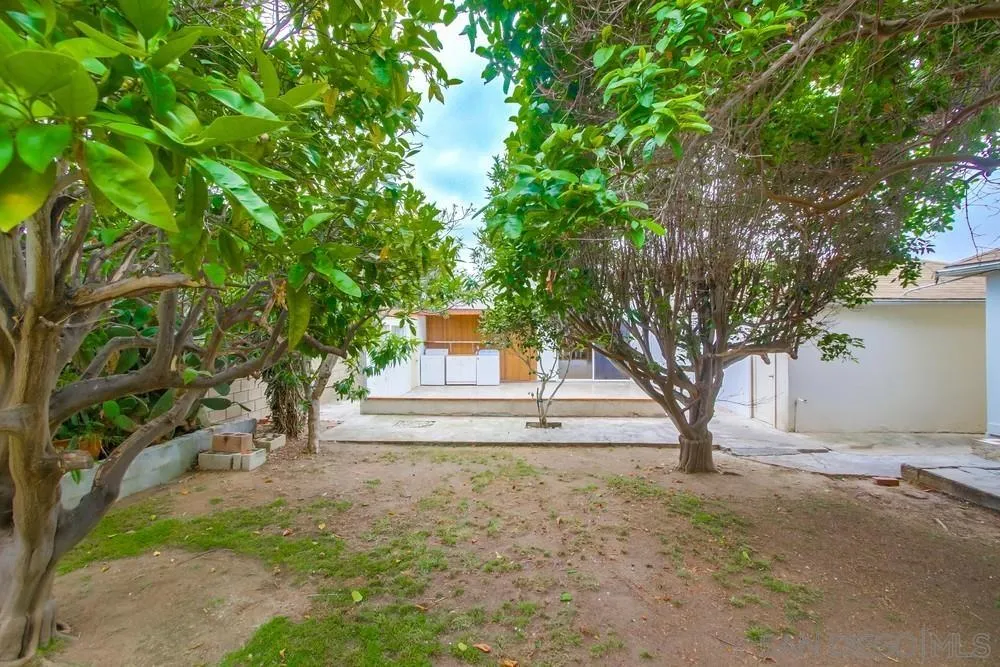 https://cdn.realtyfeed.com/cdn/127/250030167/81a1265b24da4c694518feddcf14a1b7.webp