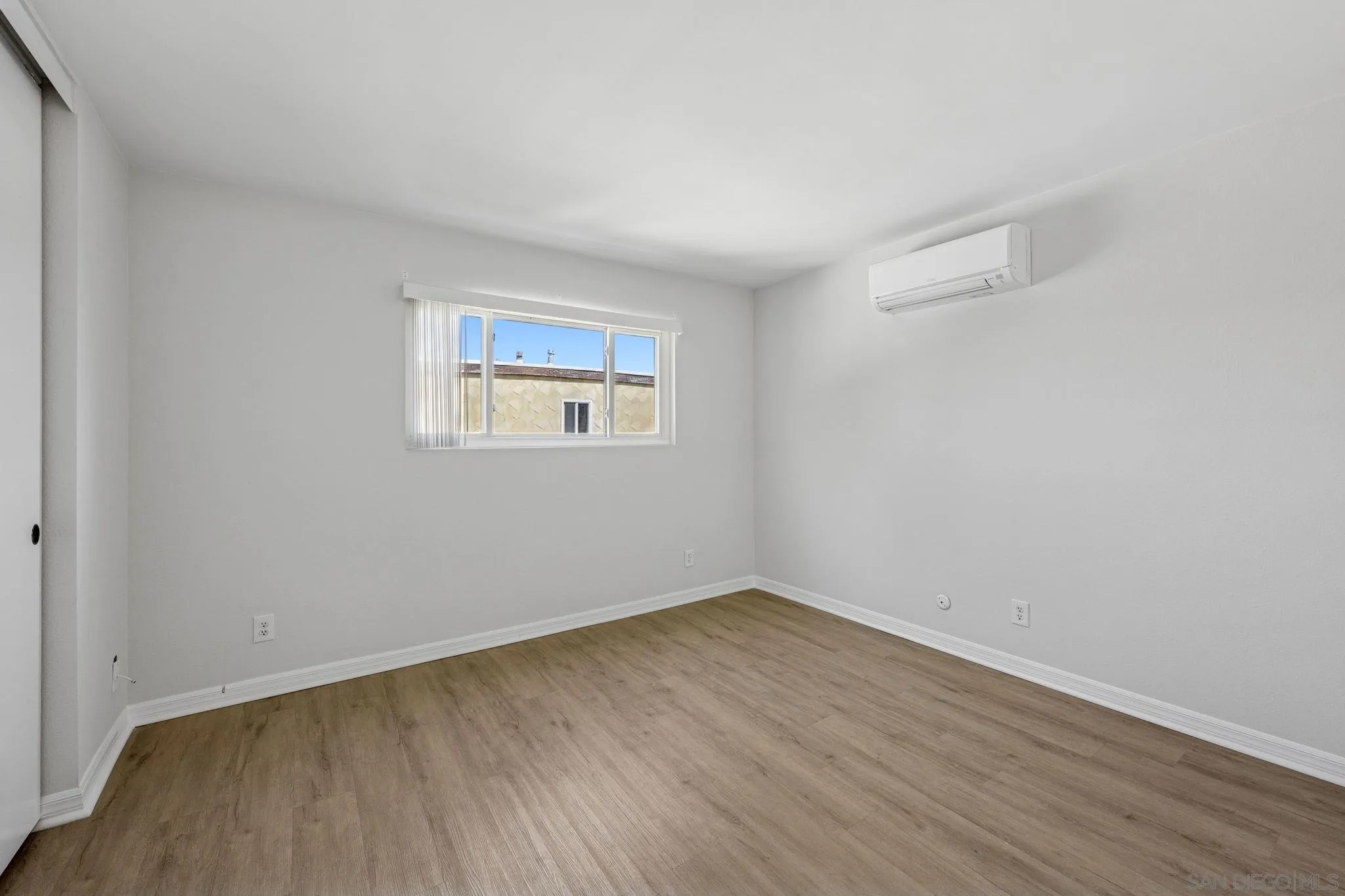 Photo #15: 250030168 Listing: Photo #15