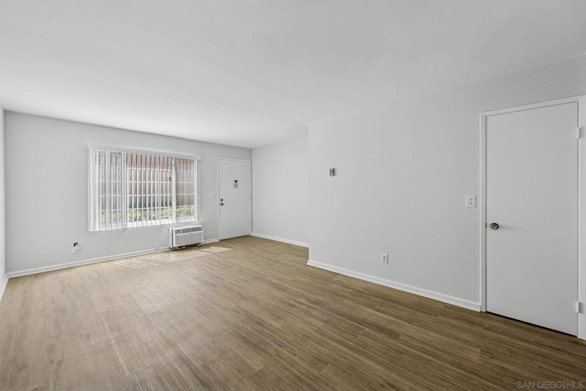 Photo #6: 250030168 Listing 