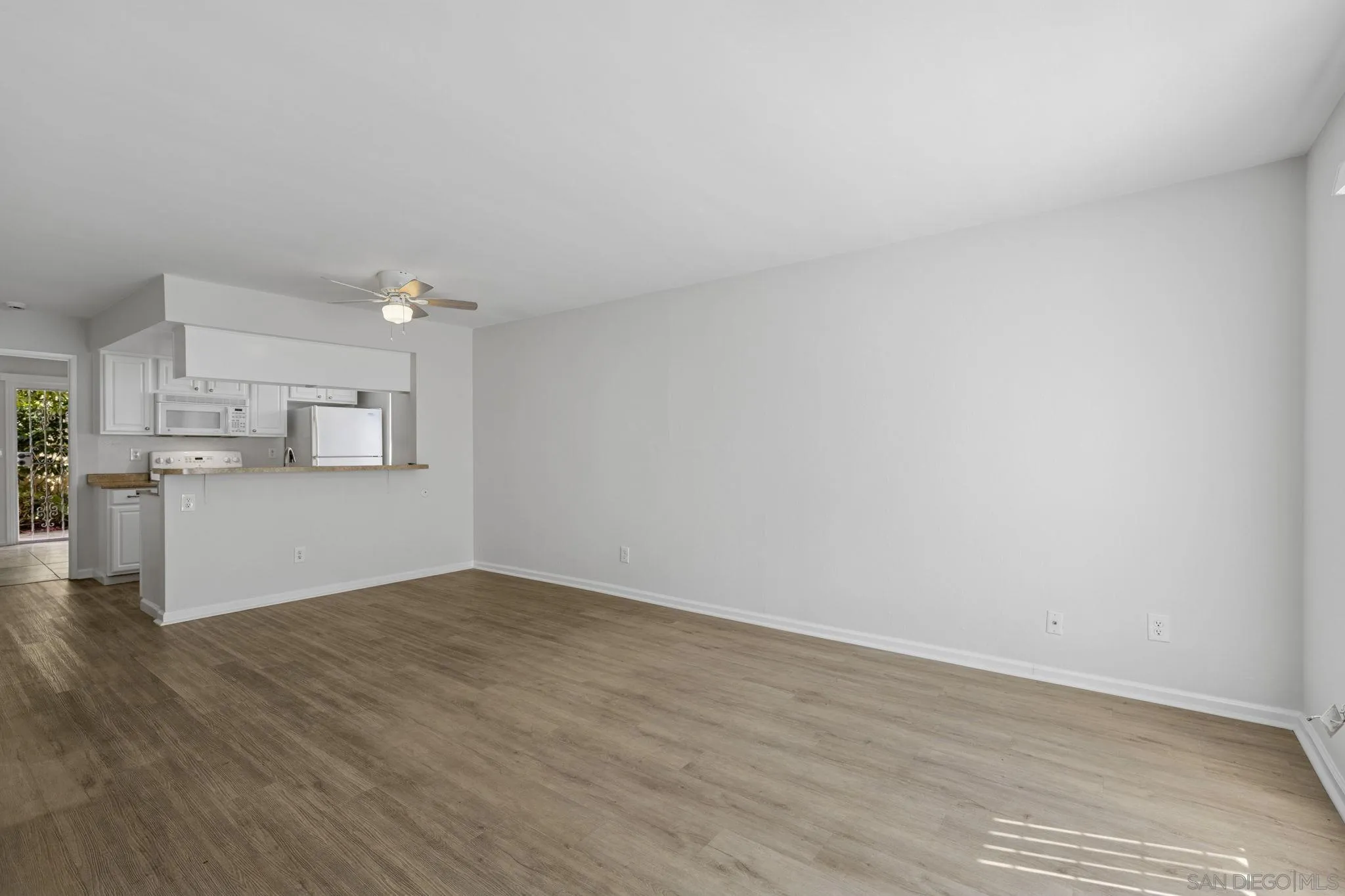Photo #8: 250030168 Listing: Photo #8