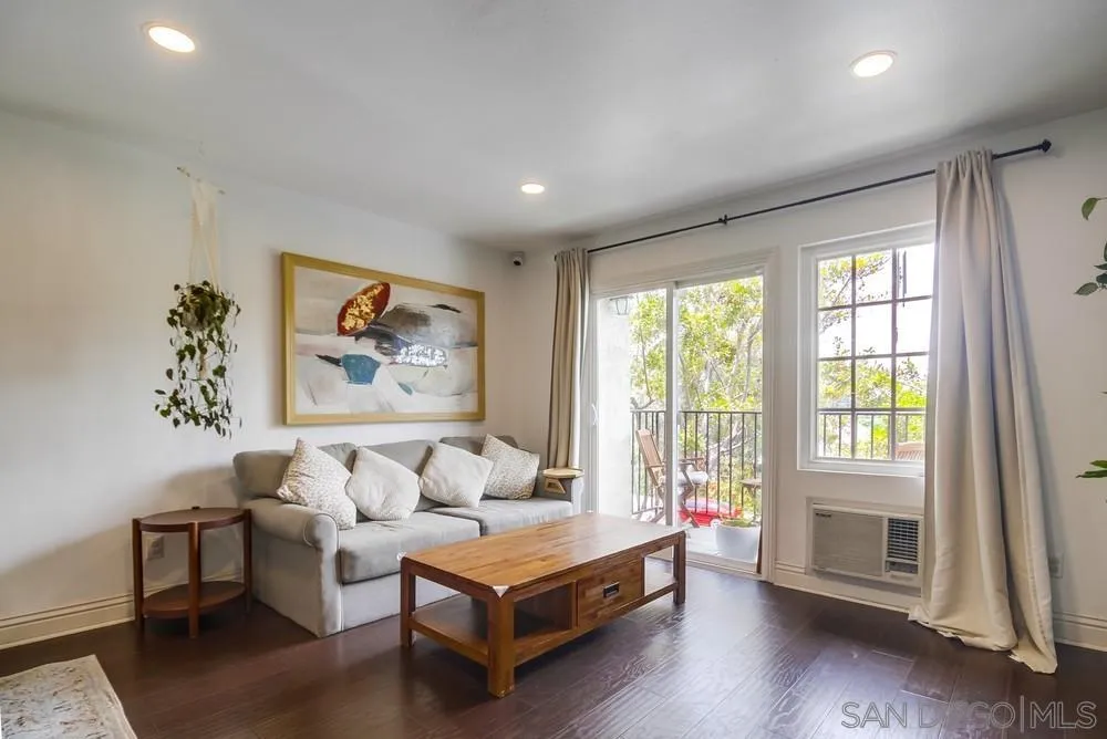 Photo #2: 250030175 Listing 