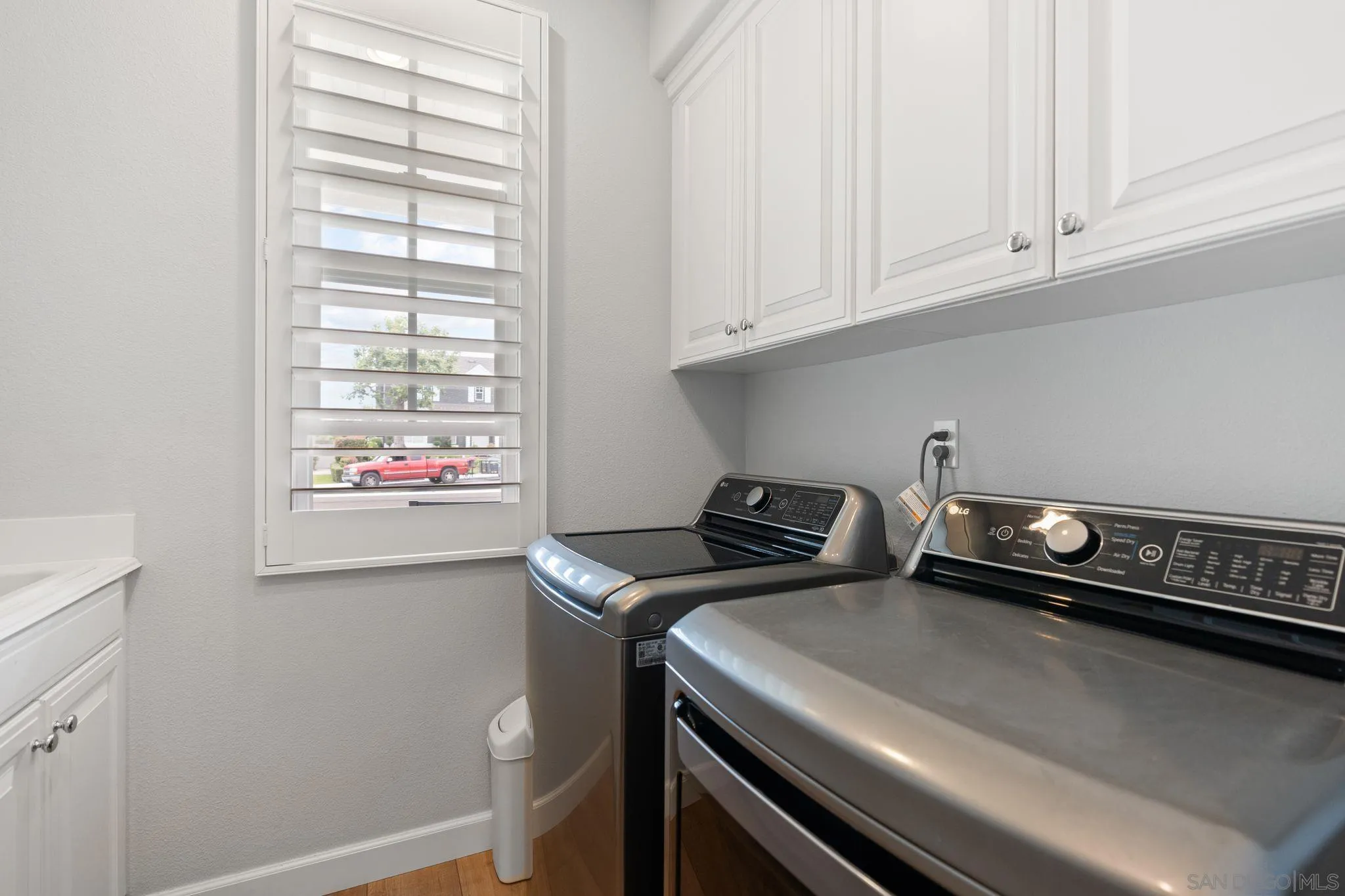 https://cdn.realtyfeed.com/cdn/127/250030194/5b91c06b6ac2a615e9cbb190df88751d.webp