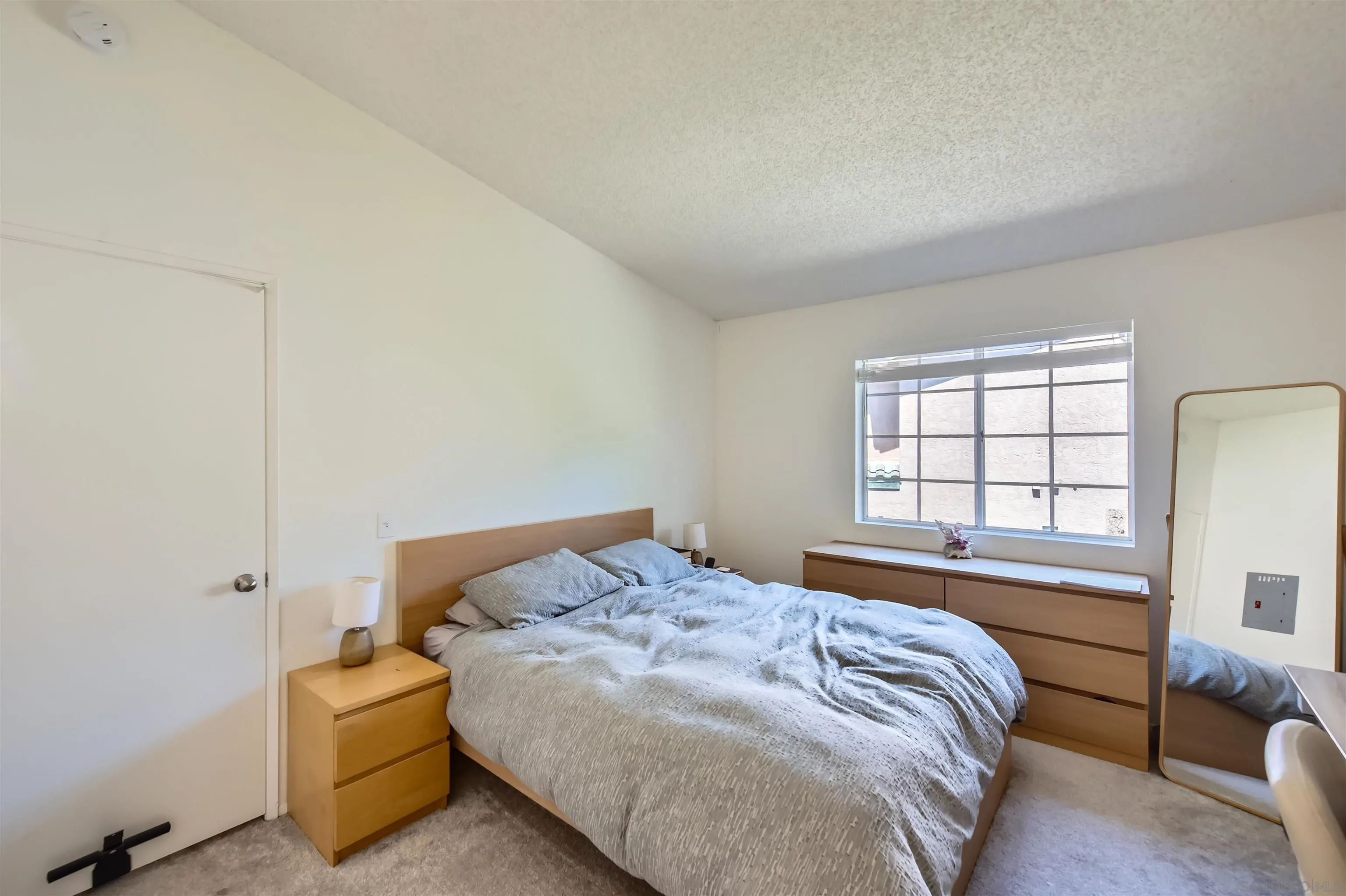 Photo #14: 250030228 Listing: Photo #14