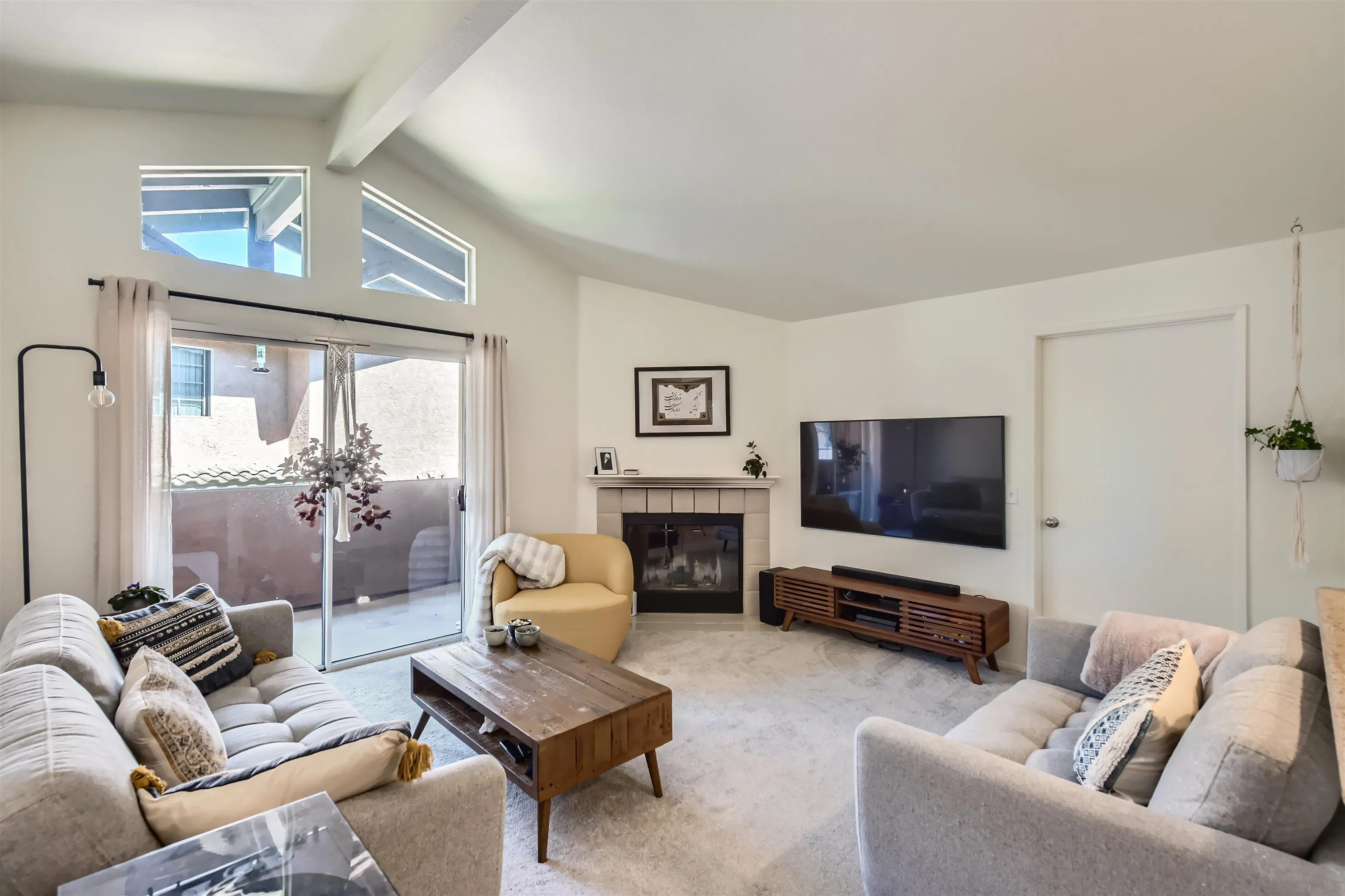 Photo #5: 250030228 Listing 