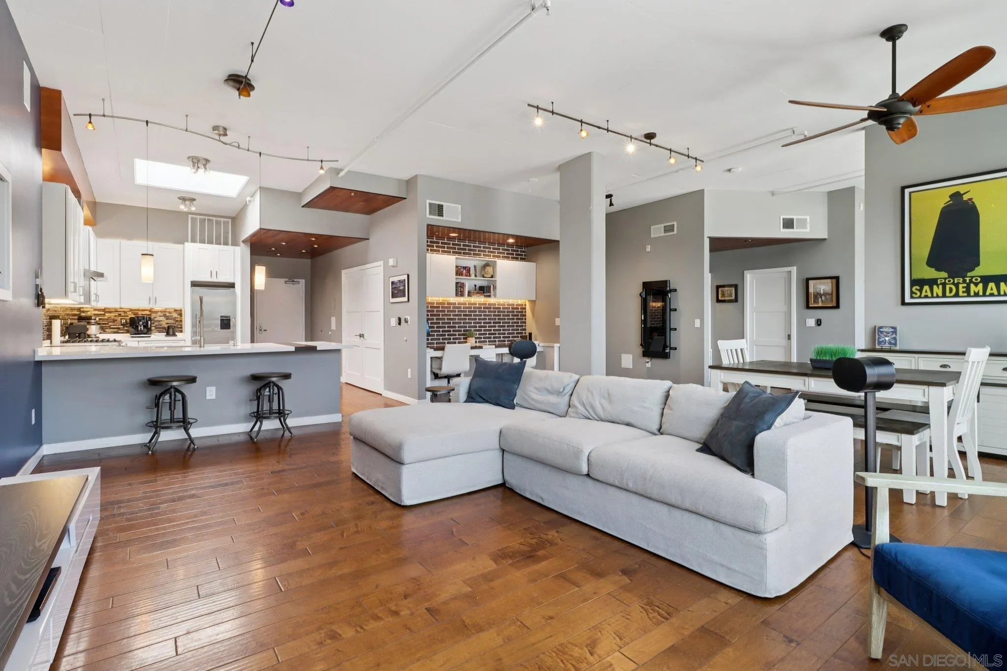 Photo #9: 250030255 Listing: Photo #9