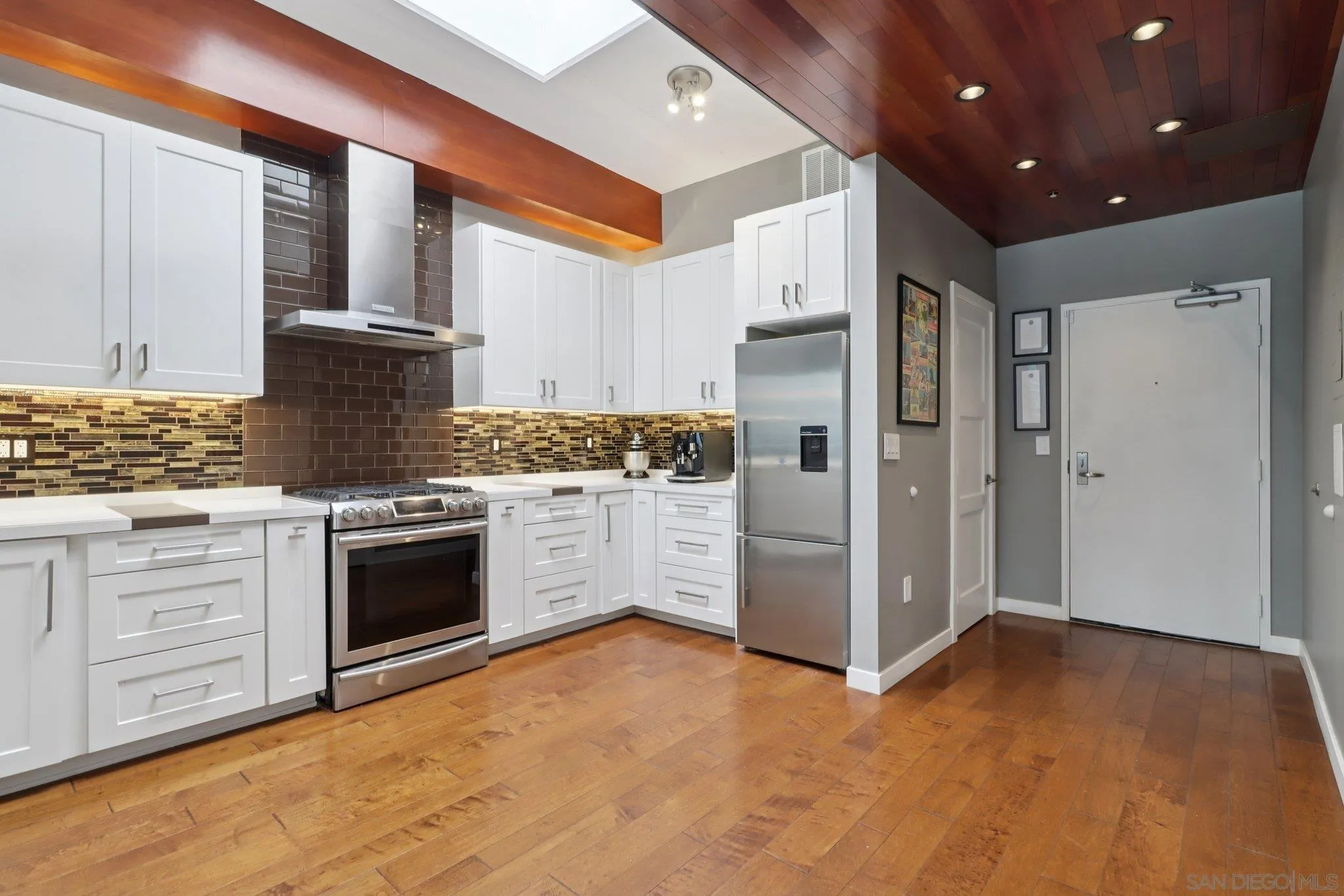 Photo #17: 250030255 Listing: Photo #17