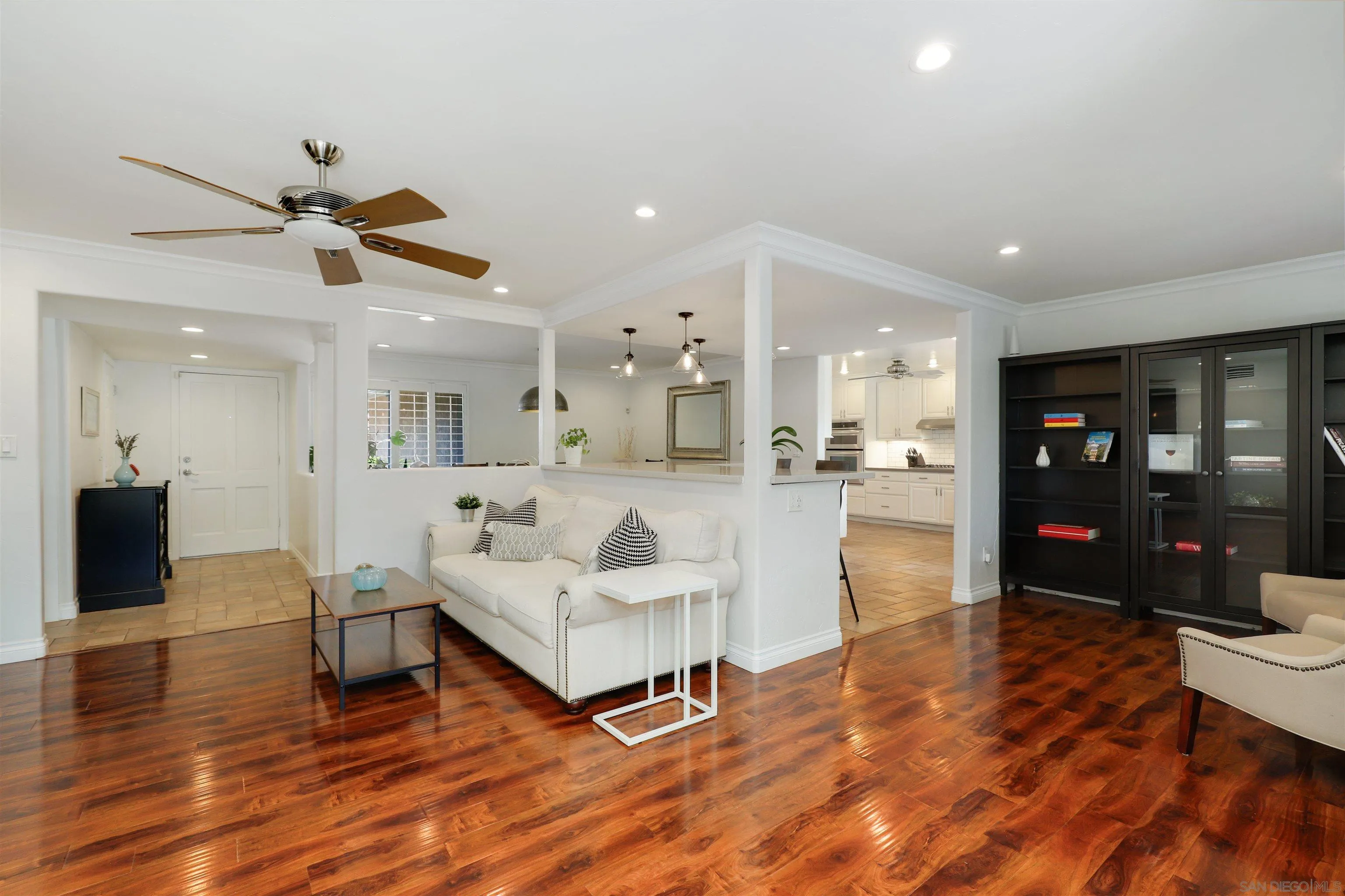 https://cdn.realtyfeed.com/cdn/127/250030287/04680b12b96be519613a7aea7898b6cf.webp