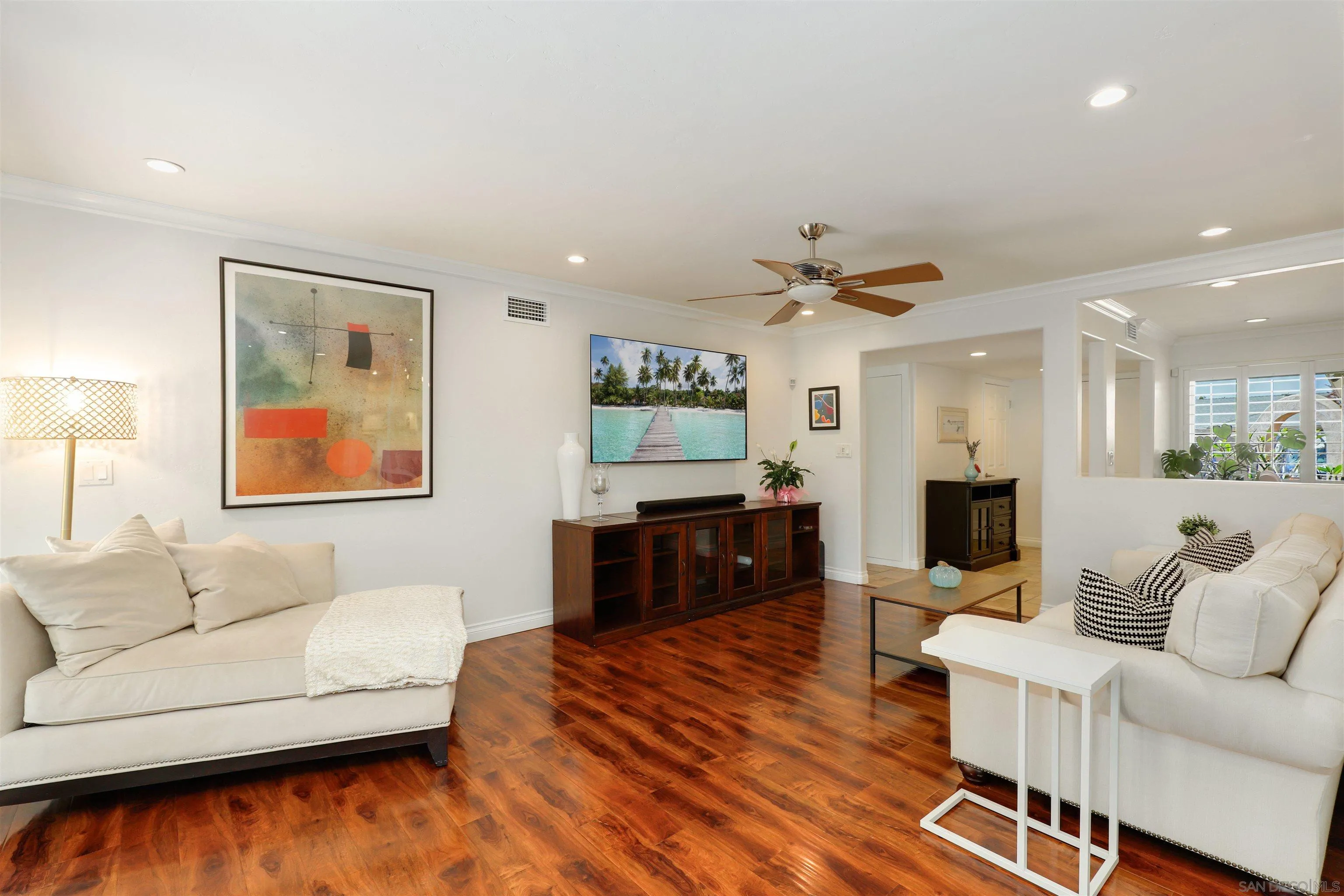 https://cdn.realtyfeed.com/cdn/127/250030287/b6be003188a92253b5c5360e0b091229.webp