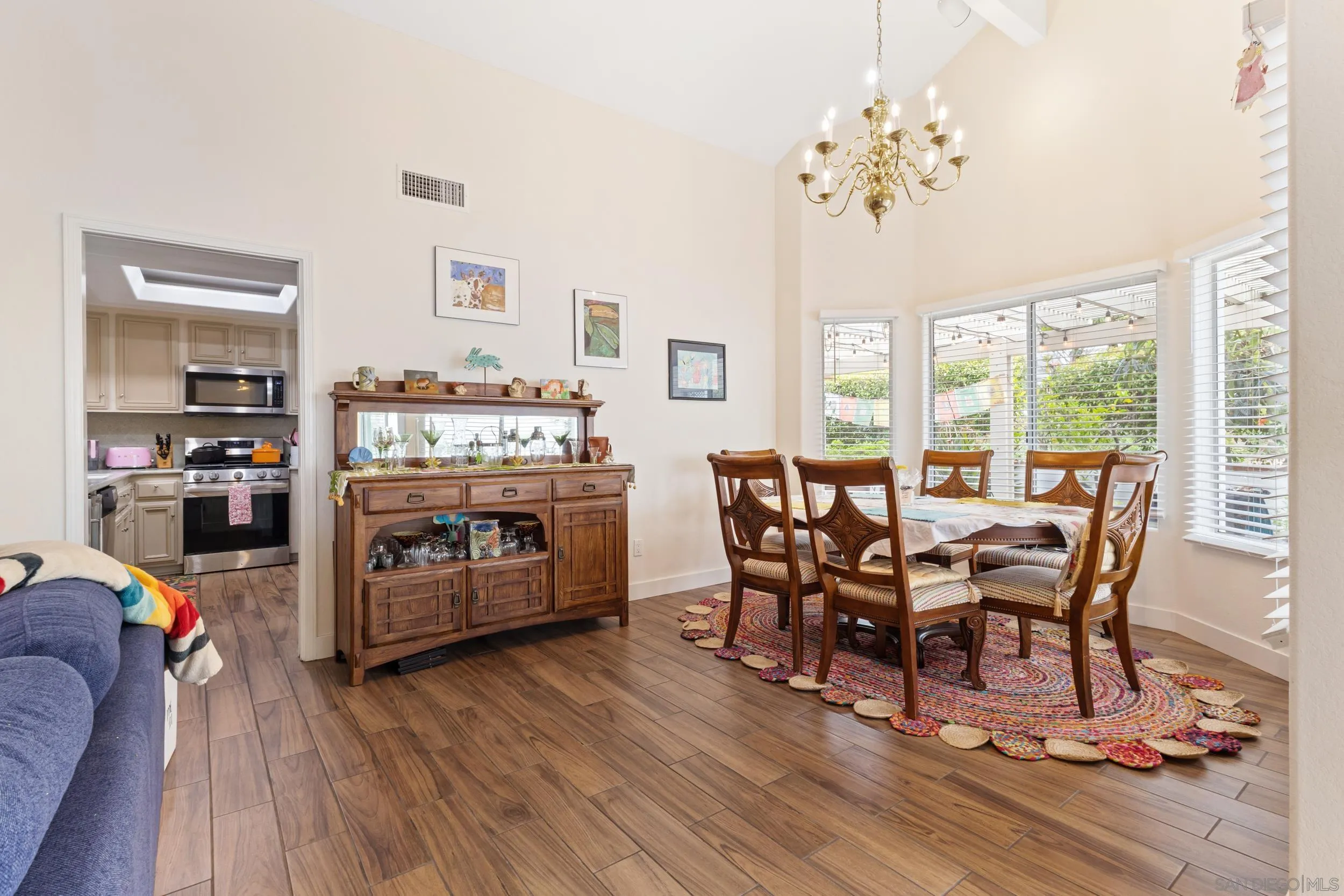 Photo #7: 250030300 Listing: Photo #7