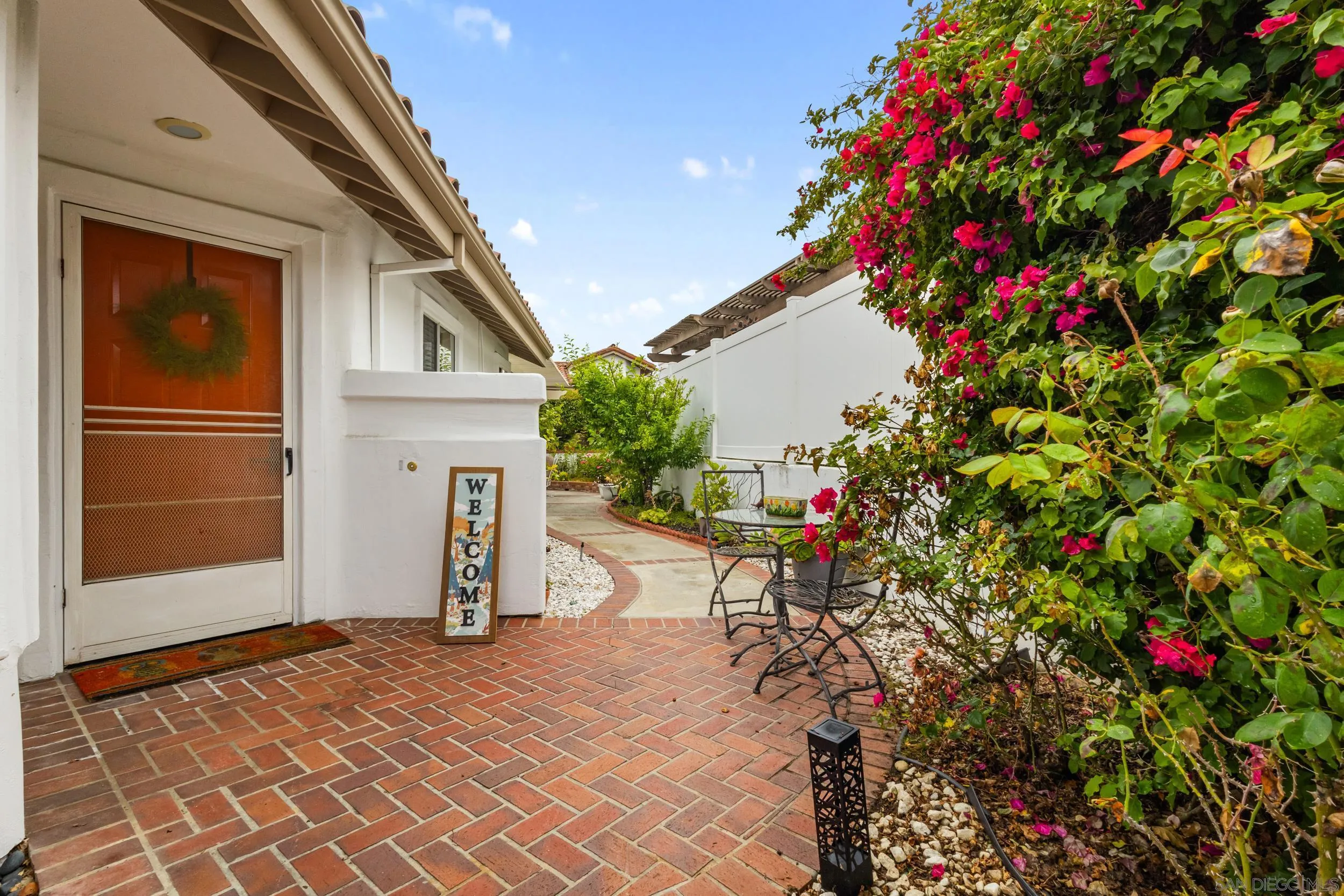 Photo #3: 250030300 Listing 