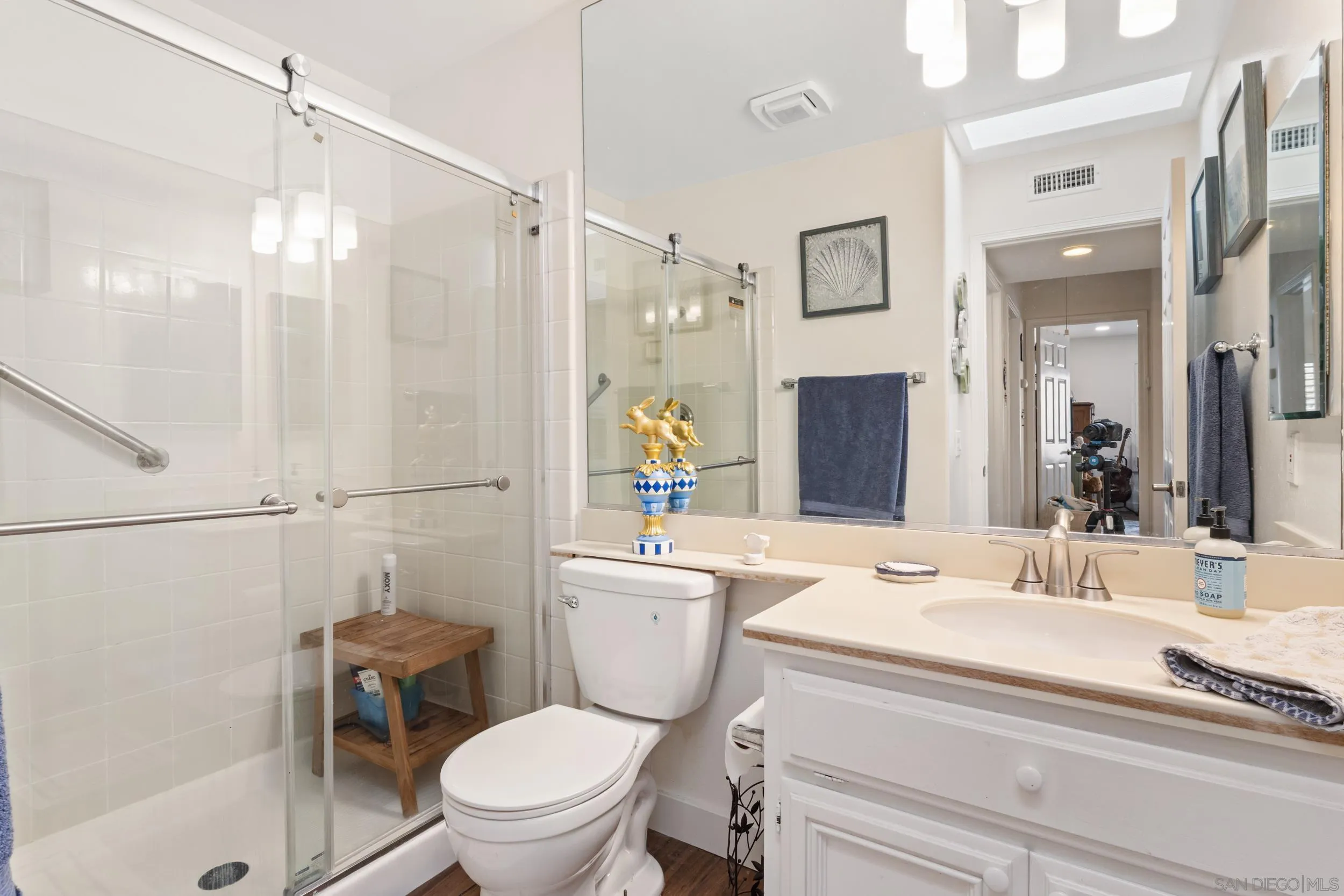 Photo #19: 250030300 Listing: Photo #19