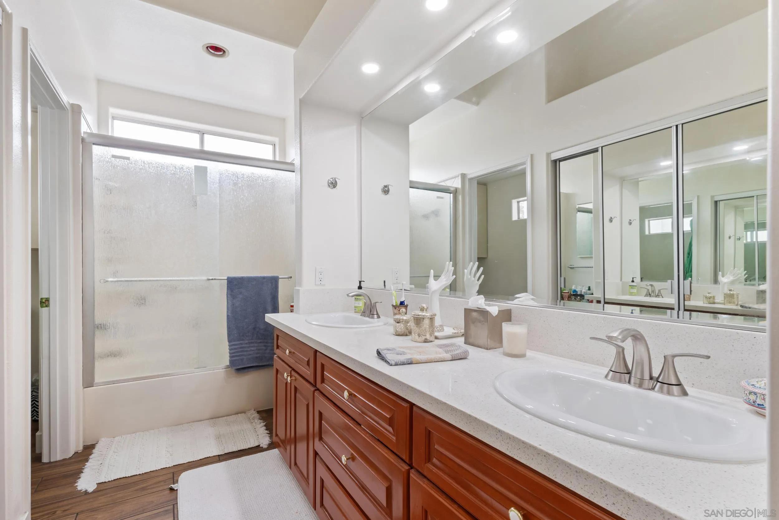 Photo #22: 250030300 Listing: Photo #22