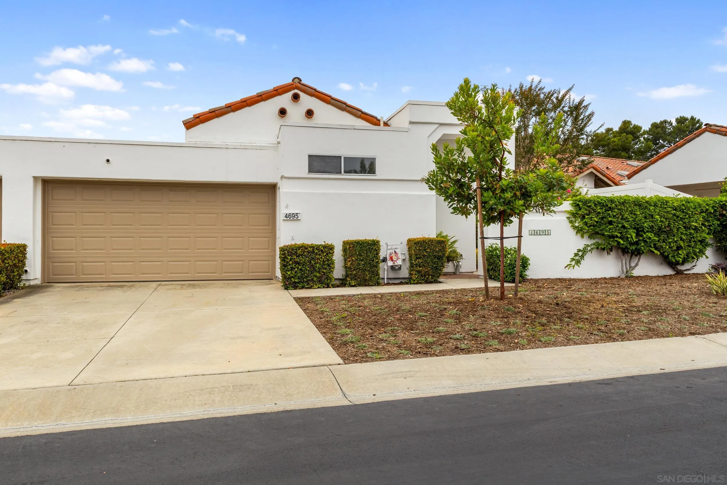 Photo #2: 250030300 Listing 