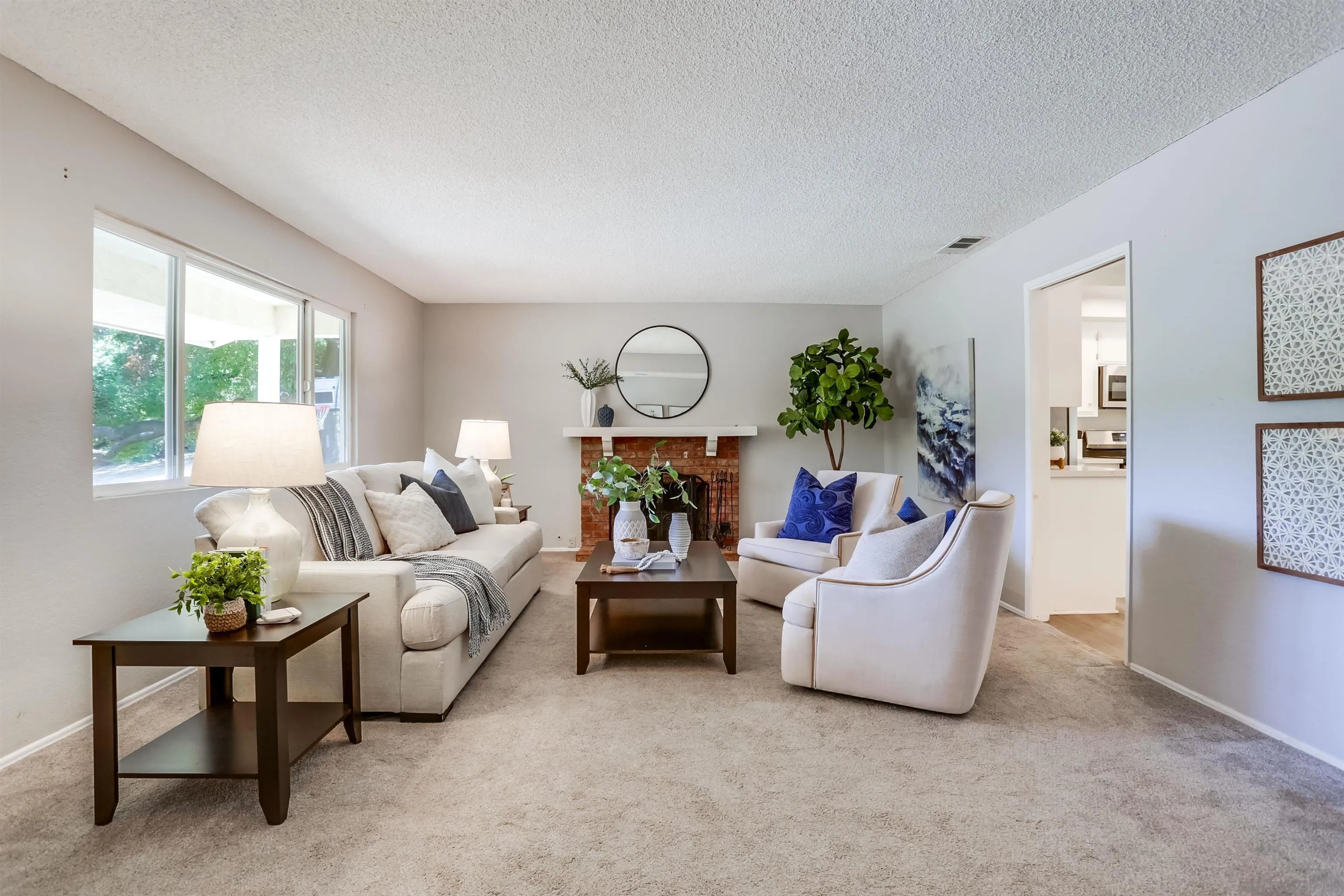 https://cdn.realtyfeed.com/cdn/127/250030311/bd99ea87aded4ba9ce687d25c7529e41.webp
