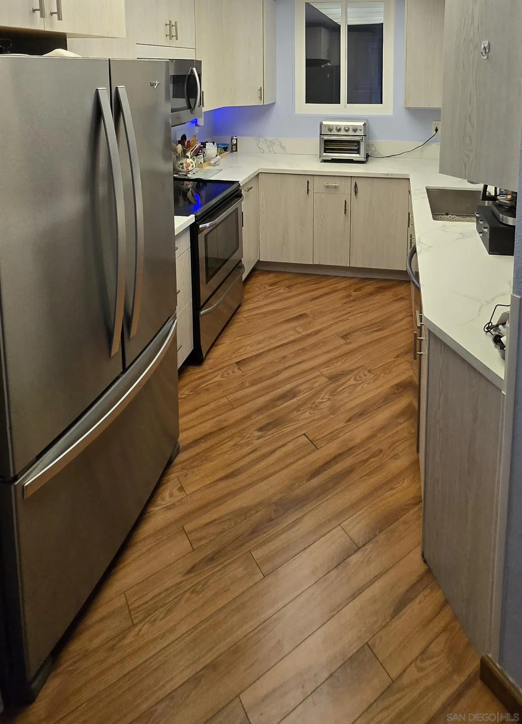 https://cdn.realtyfeed.com/cdn/127/250030314/cf4c9e1984eaea8459ebcb2cde8cd13d.webp