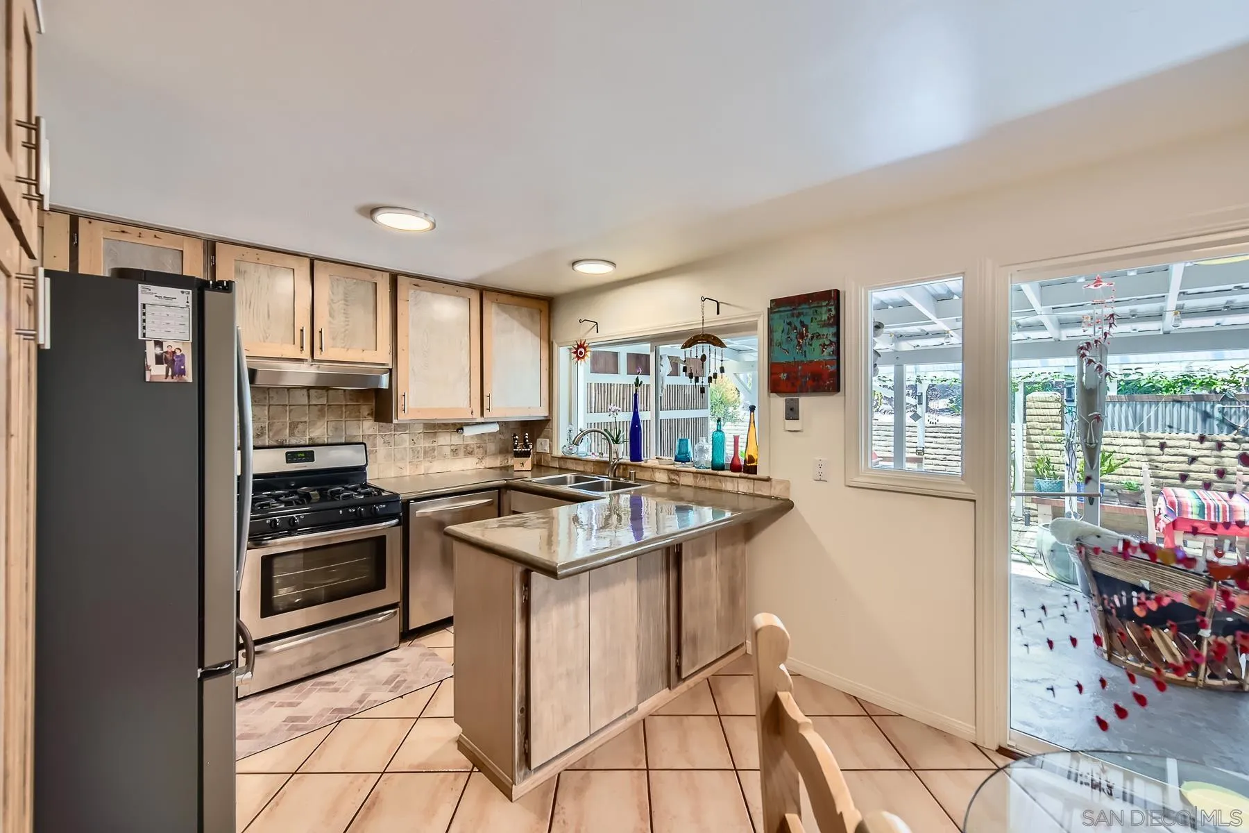 https://cdn.realtyfeed.com/cdn/127/250030315/7145e3dc3a946b6f57a45d33efd2c9c1.webp