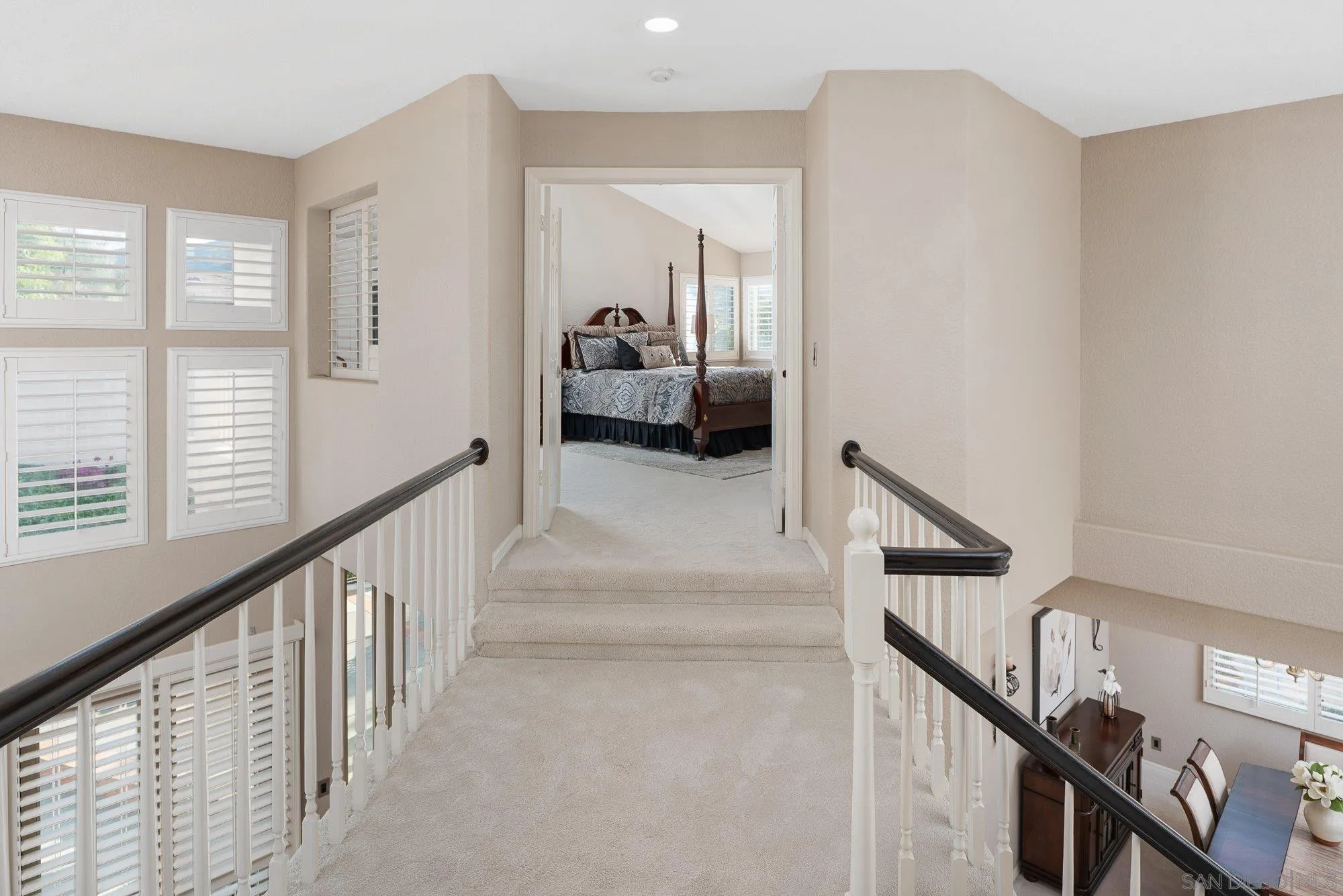 https://cdn.realtyfeed.com/cdn/127/250030326/562c7ddaf47d23b5e1fa09defbdf5146.webp