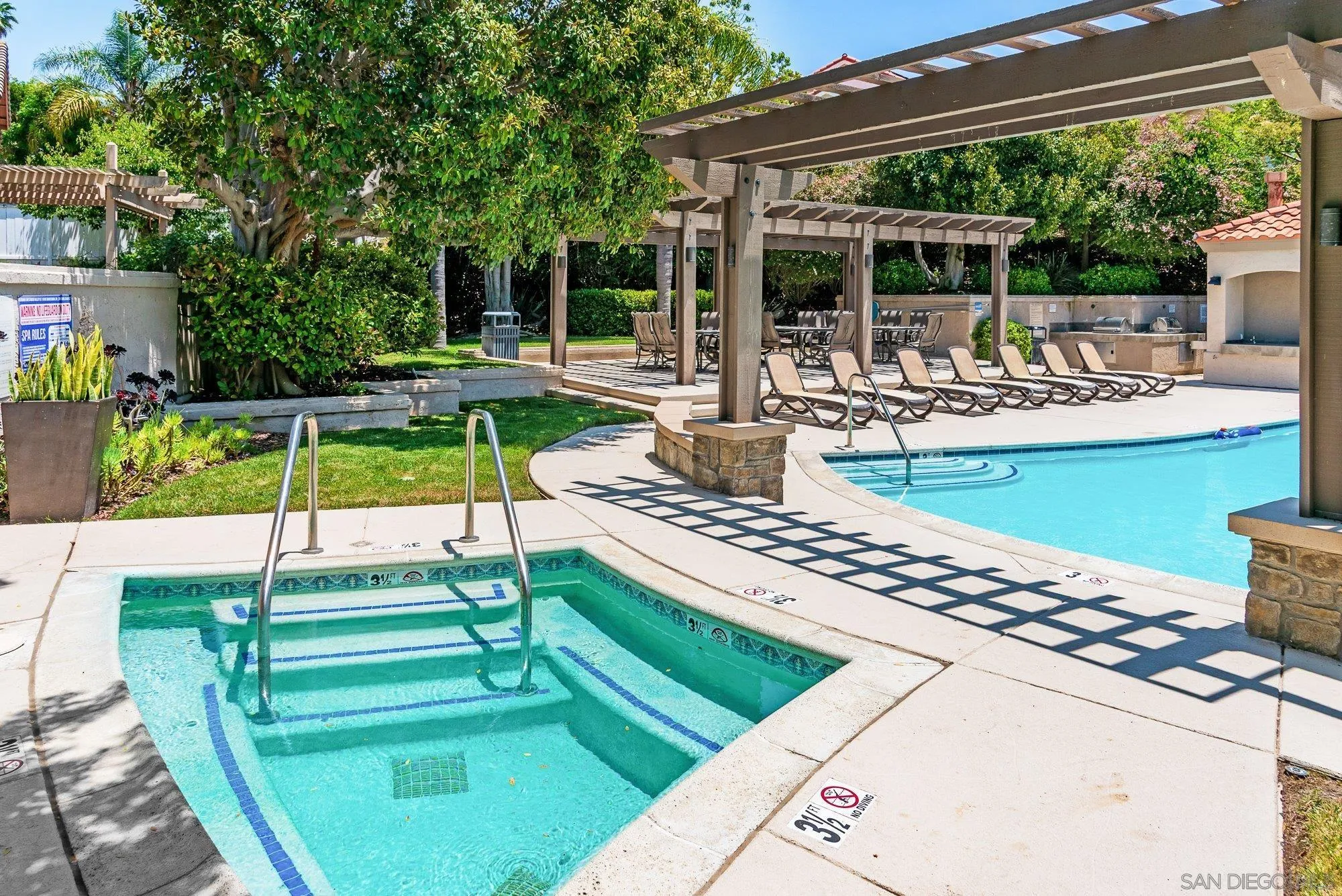 https://cdn.realtyfeed.com/cdn/127/250030326/5921cdba20556b5903b7d5e4cb1b6c52.webp