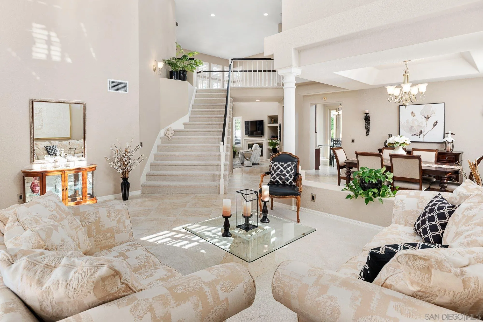 https://cdn.realtyfeed.com/cdn/127/250030326/b03779122998403e305ae9f85d8c8a1b.webp