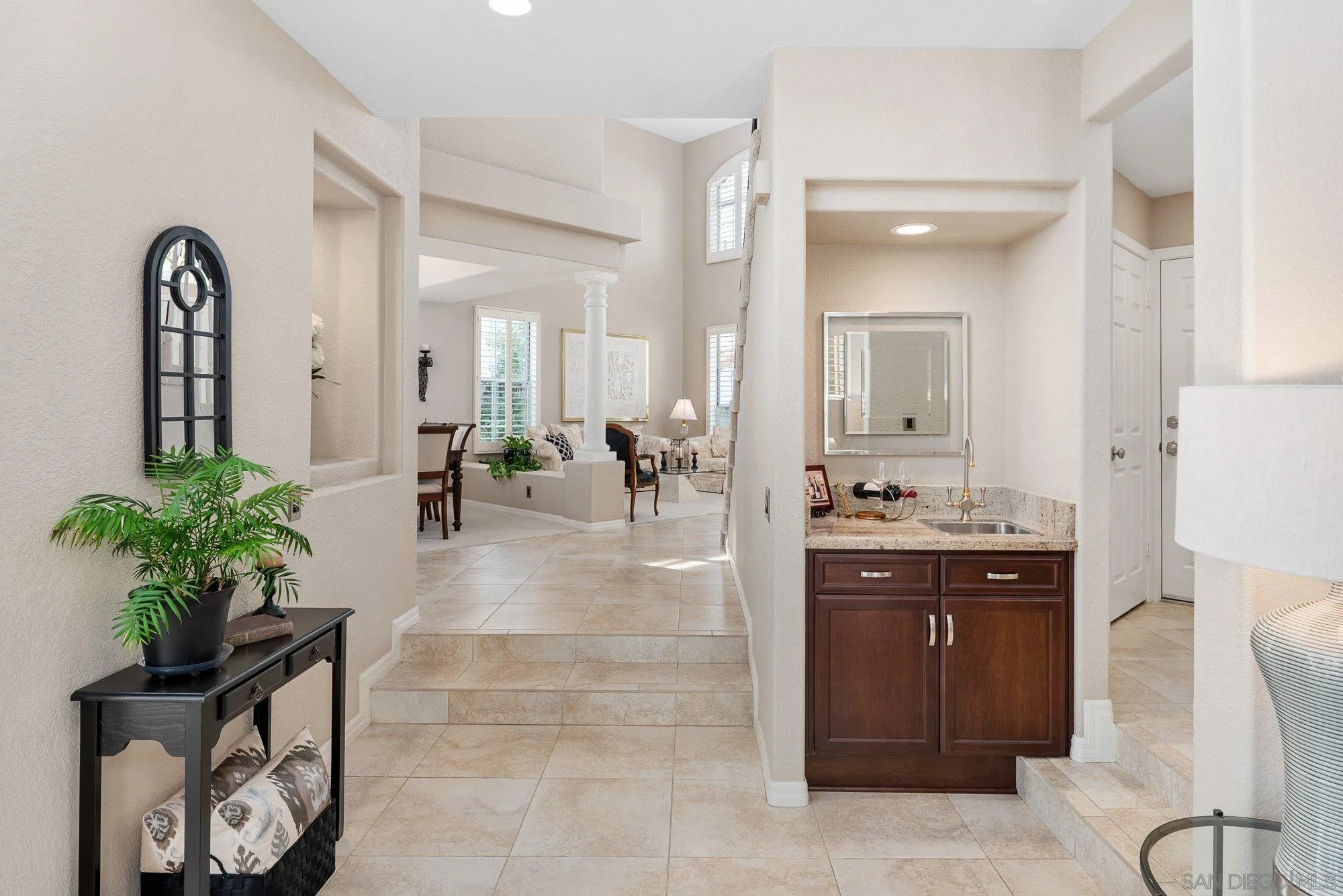 https://cdn.realtyfeed.com/cdn/127/250030326/c5f8a4fe99efb80368587503c2b3cef9.webp