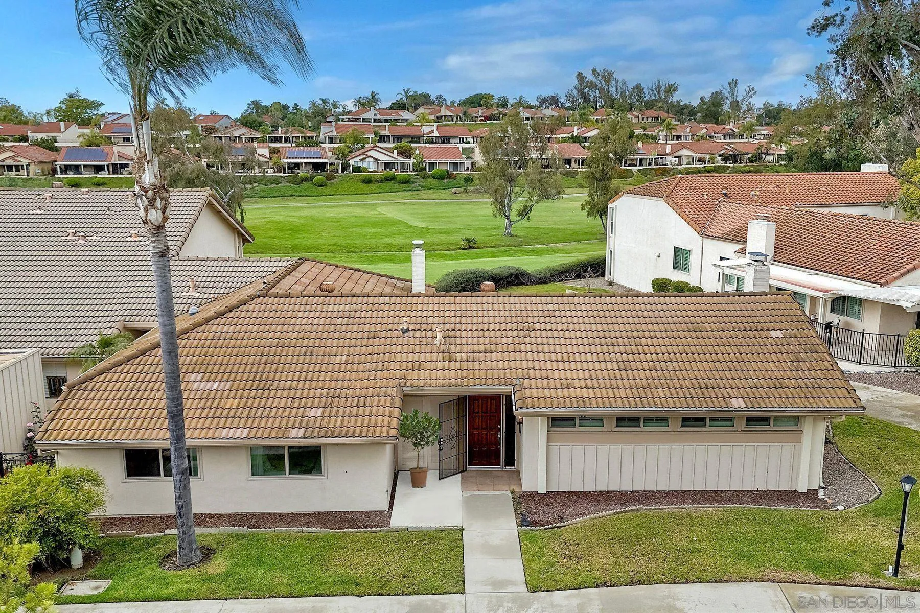 Photo #2: 250030327 Listing 