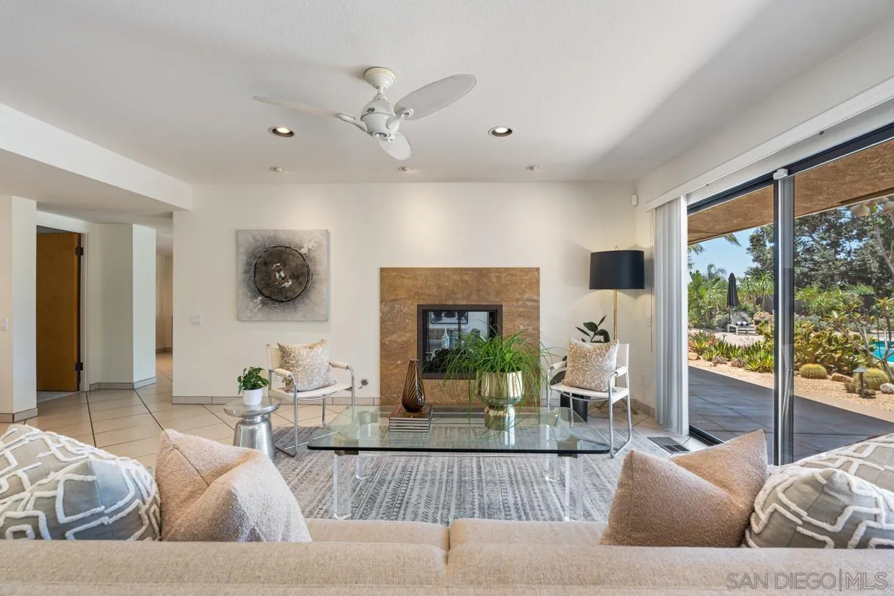 https://cdn.realtyfeed.com/cdn/127/250030338/356ab5b1a639854e55398edc21497bee.webp