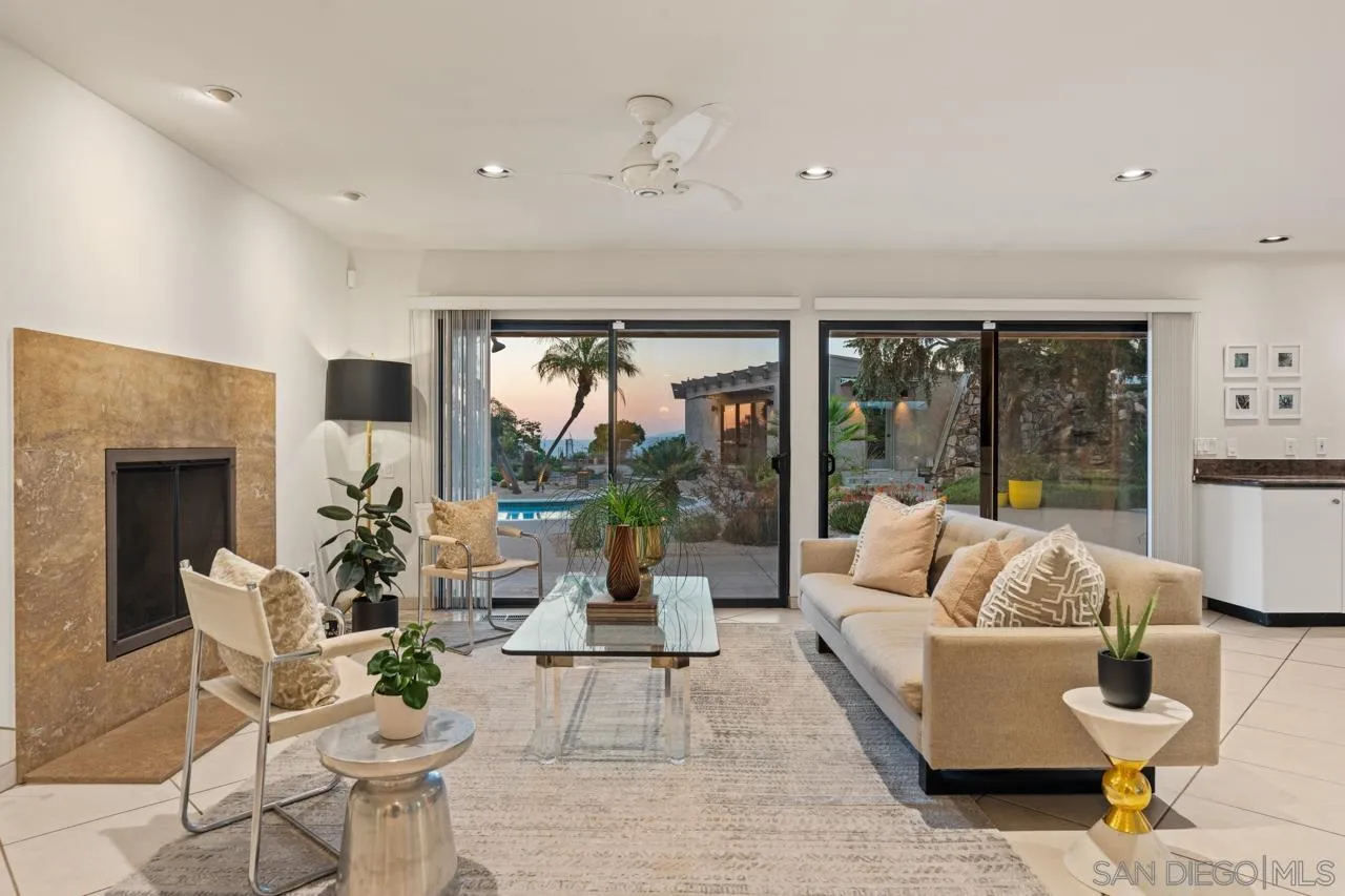 https://cdn.realtyfeed.com/cdn/127/250030338/6f8852fcca51b85e30768bbe7250582e.webp