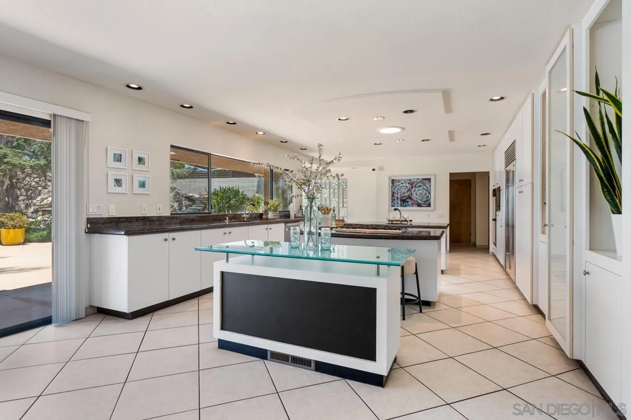https://cdn.realtyfeed.com/cdn/127/250030338/74dd4be524c82593c8d68e80f0fb7805.webp