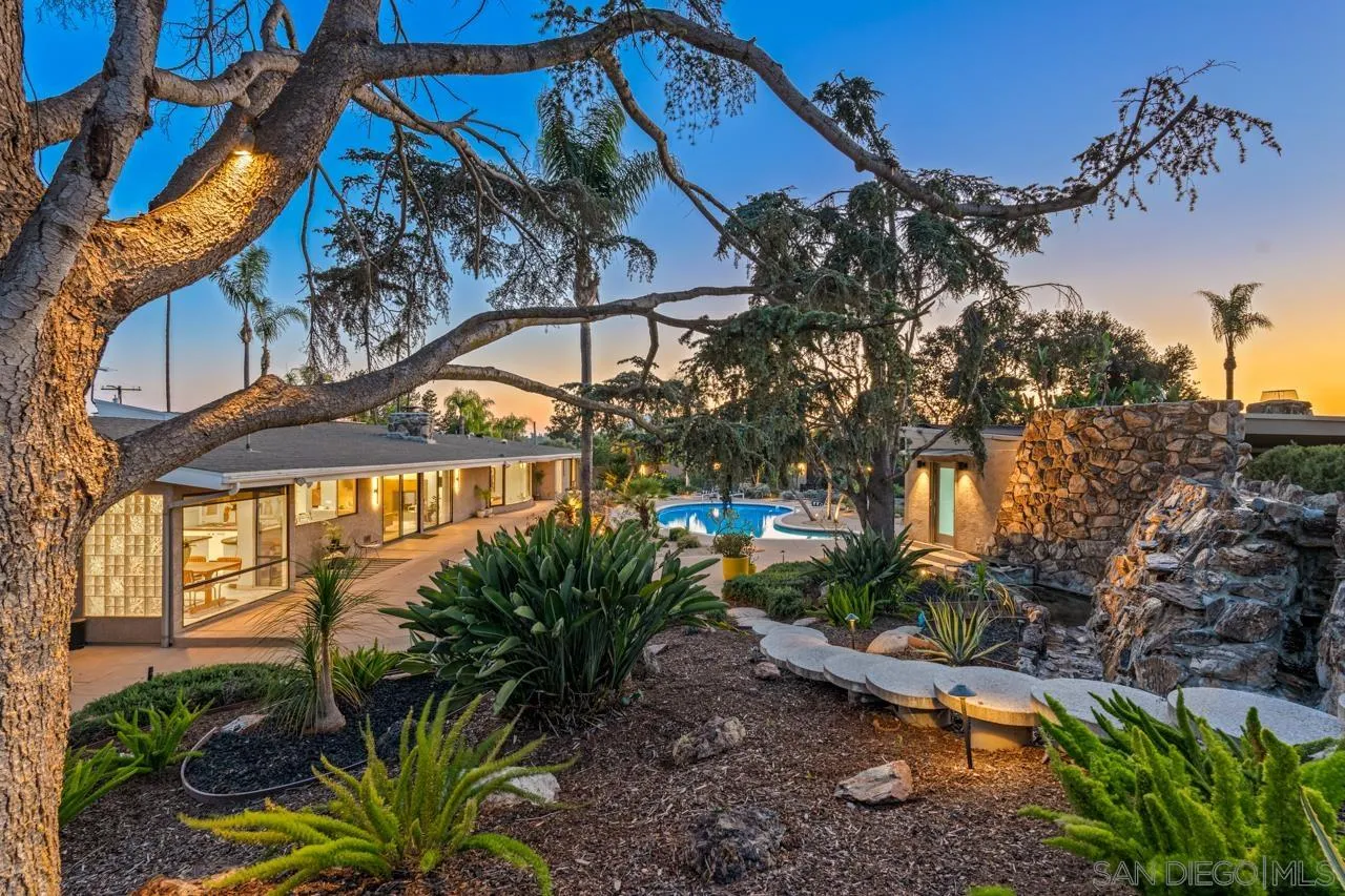 https://cdn.realtyfeed.com/cdn/127/250030338/835206d8481d9bfff2c49ca74118a688.webp