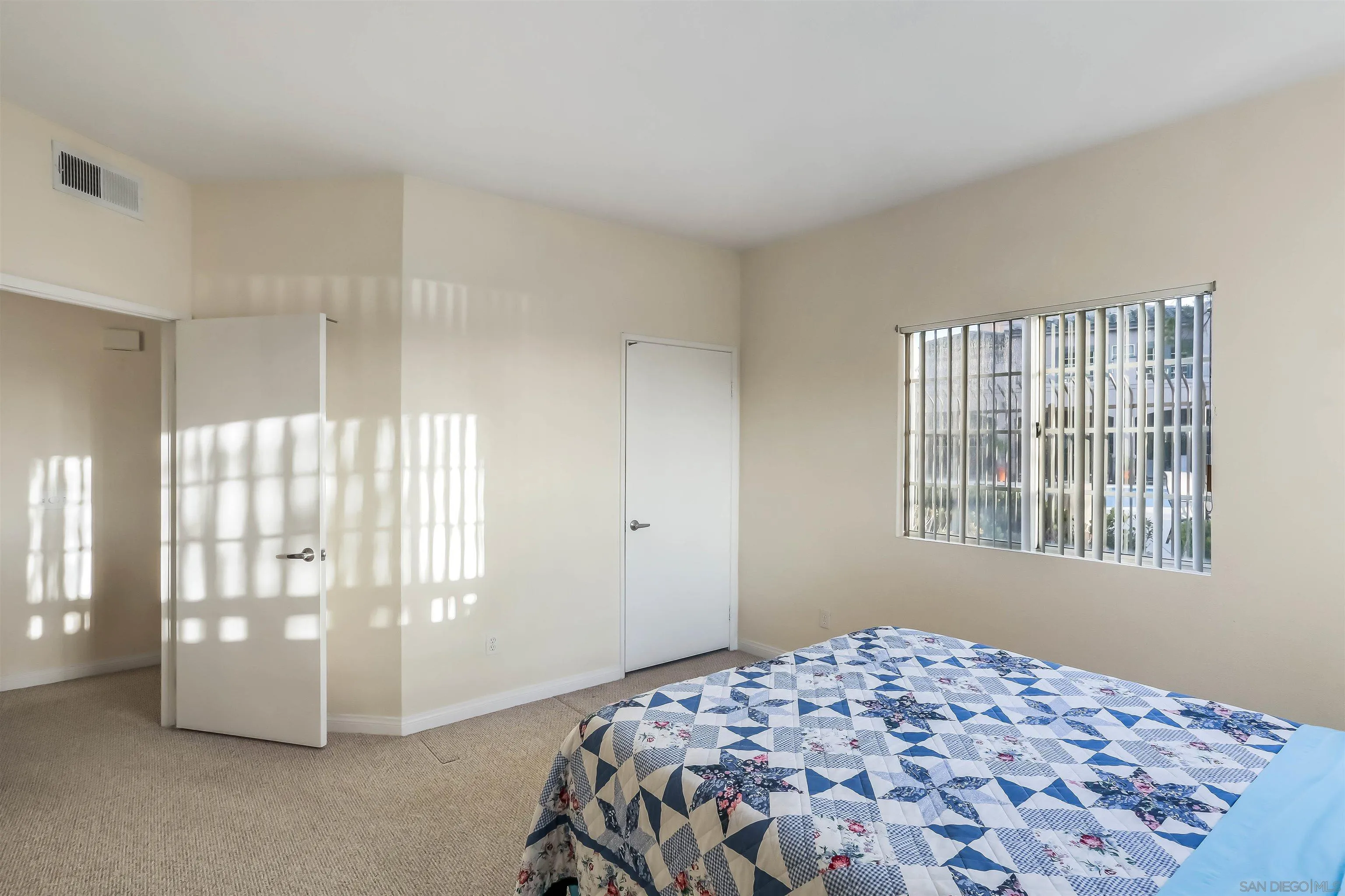 Photo #18: 250030347 Listing: Photo #18