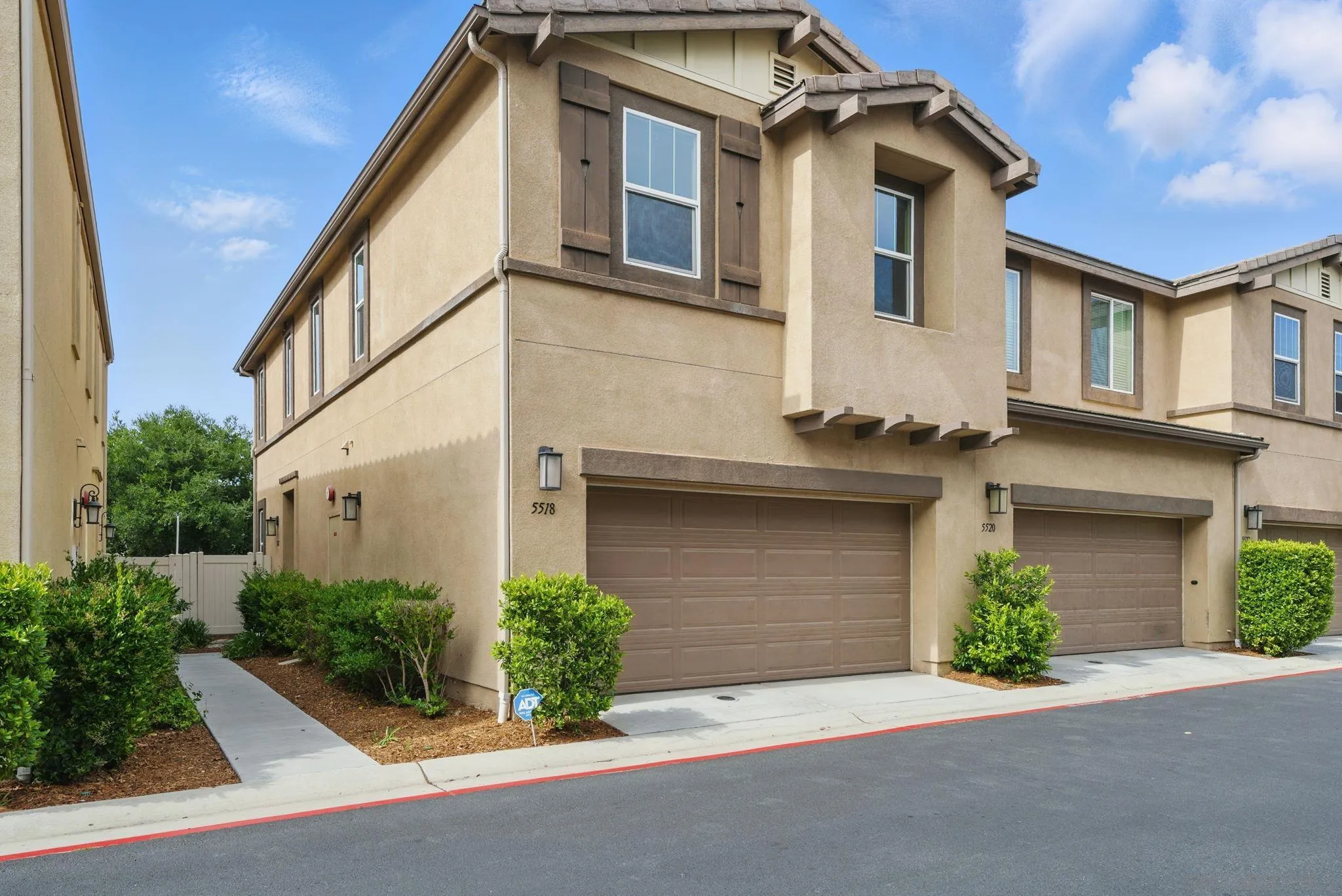 Photo #3: 250030381 Listing 