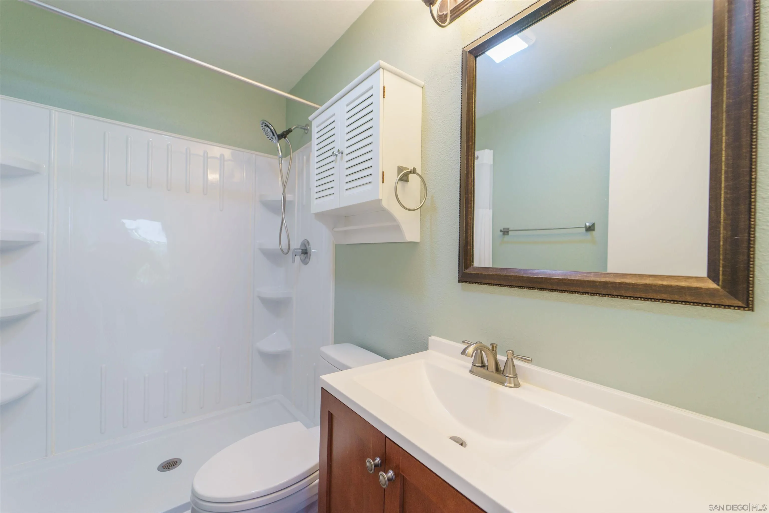 Photo #11: 250030395 Listing: Photo #11