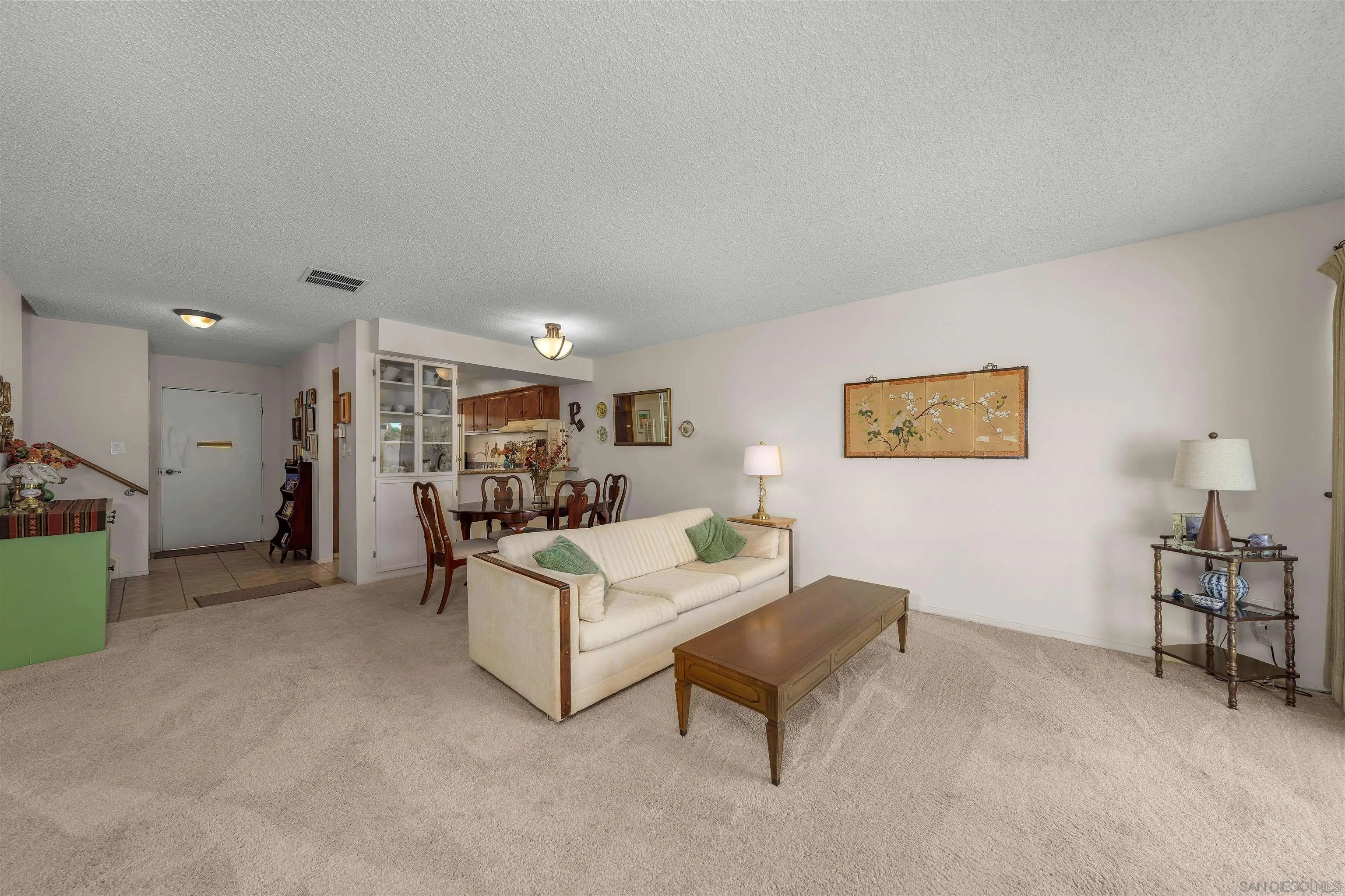 Photo #4: 250030425 Listing 