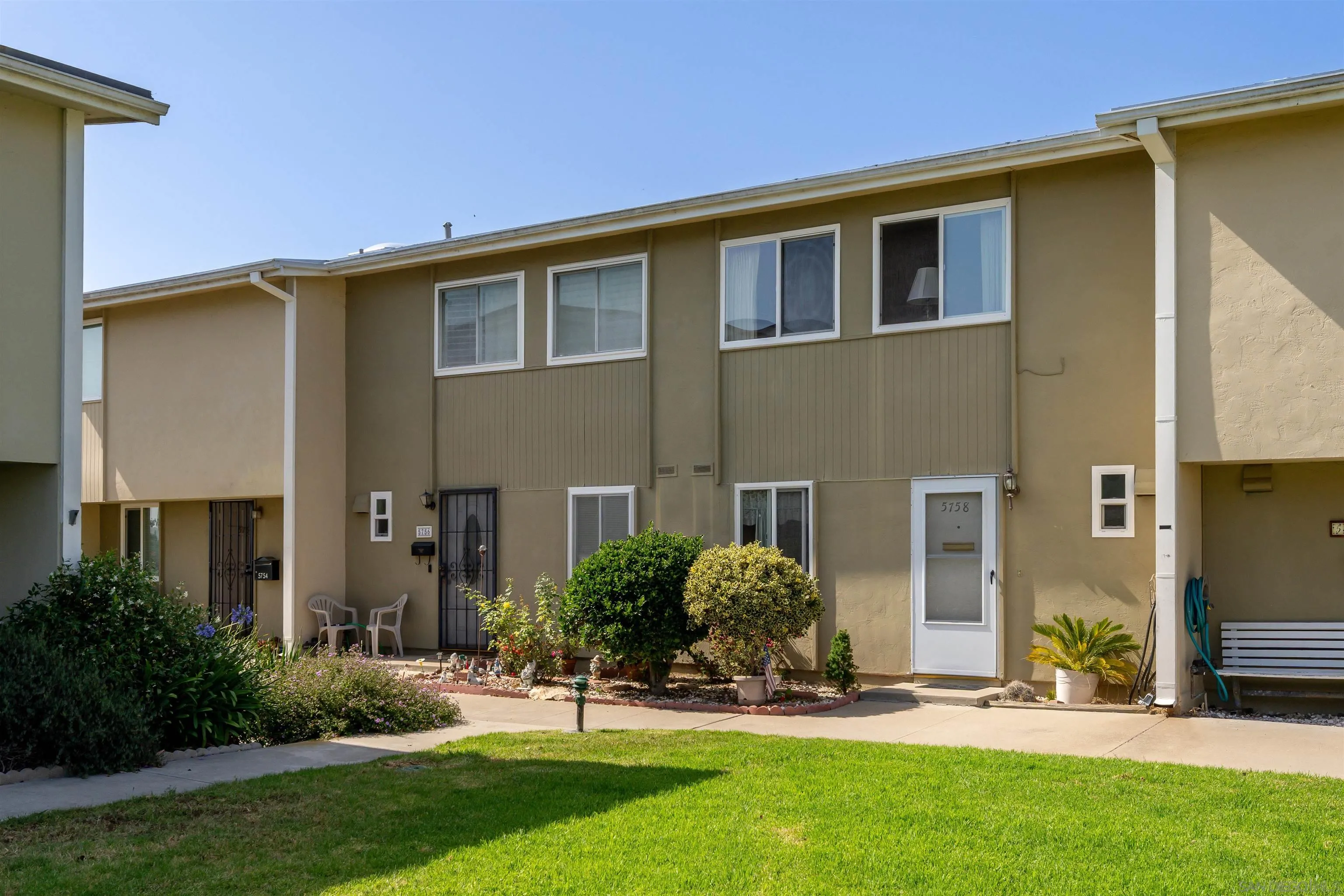 Photo #2: 250030425 Listing 